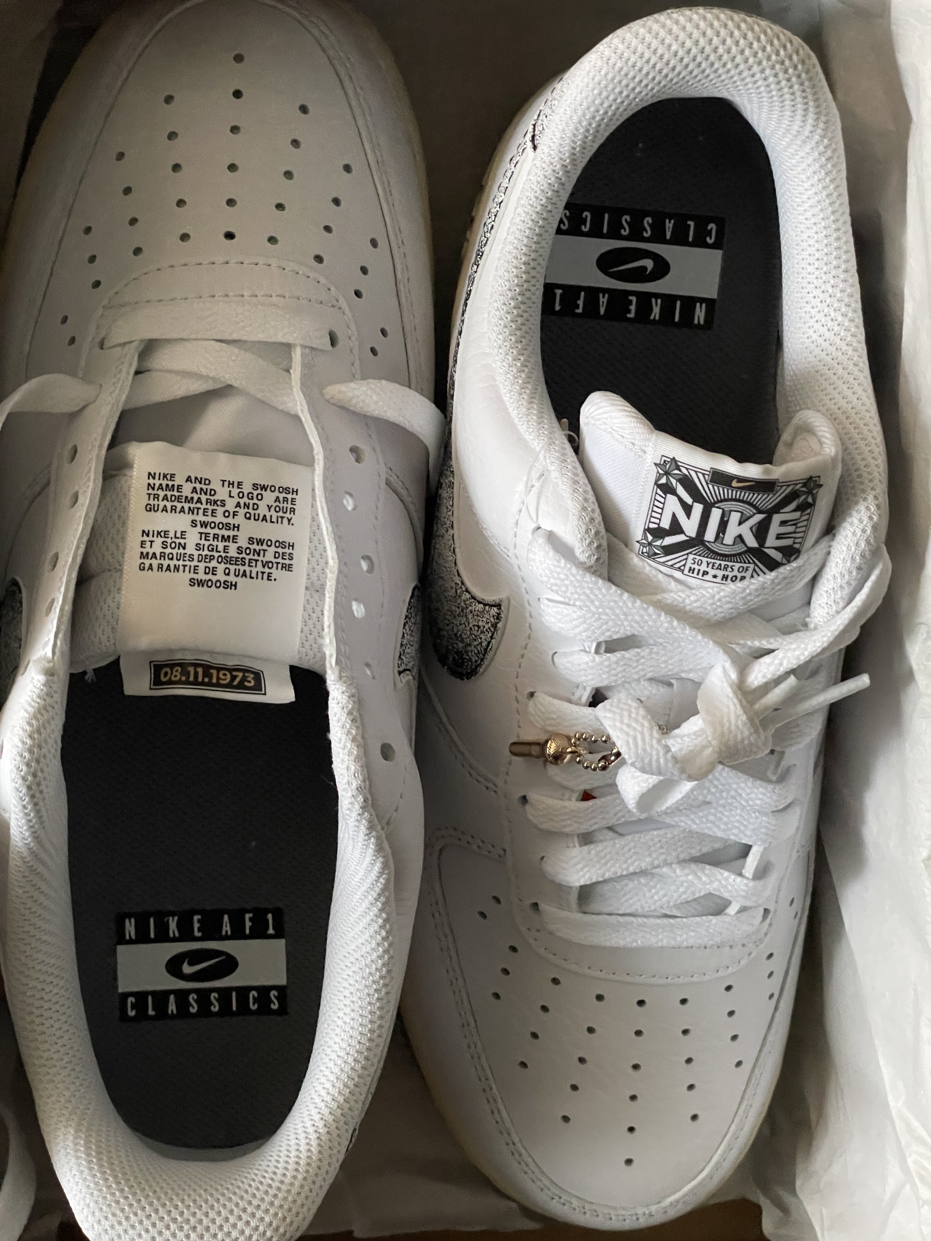 Nike Air Force 1 '07 LX White Smoke Grey 착용 스타일 - 1