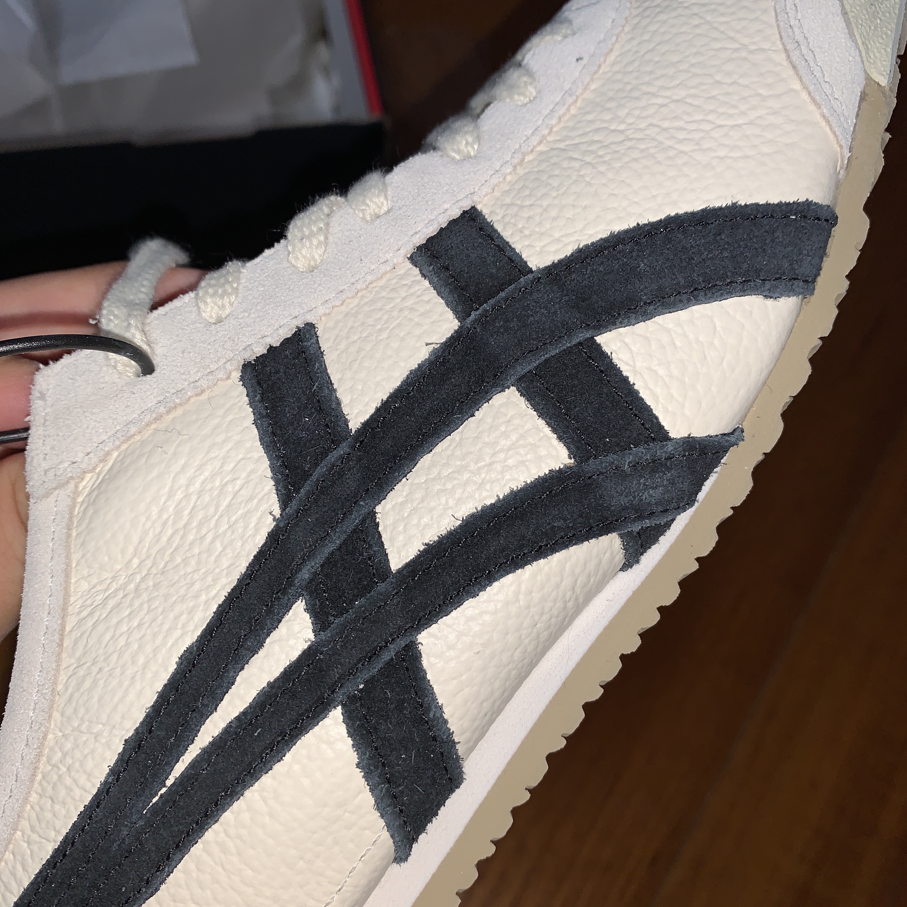 Onitsuka Tiger Mexico 66 Vintage White Black 착용 스타일 - 5