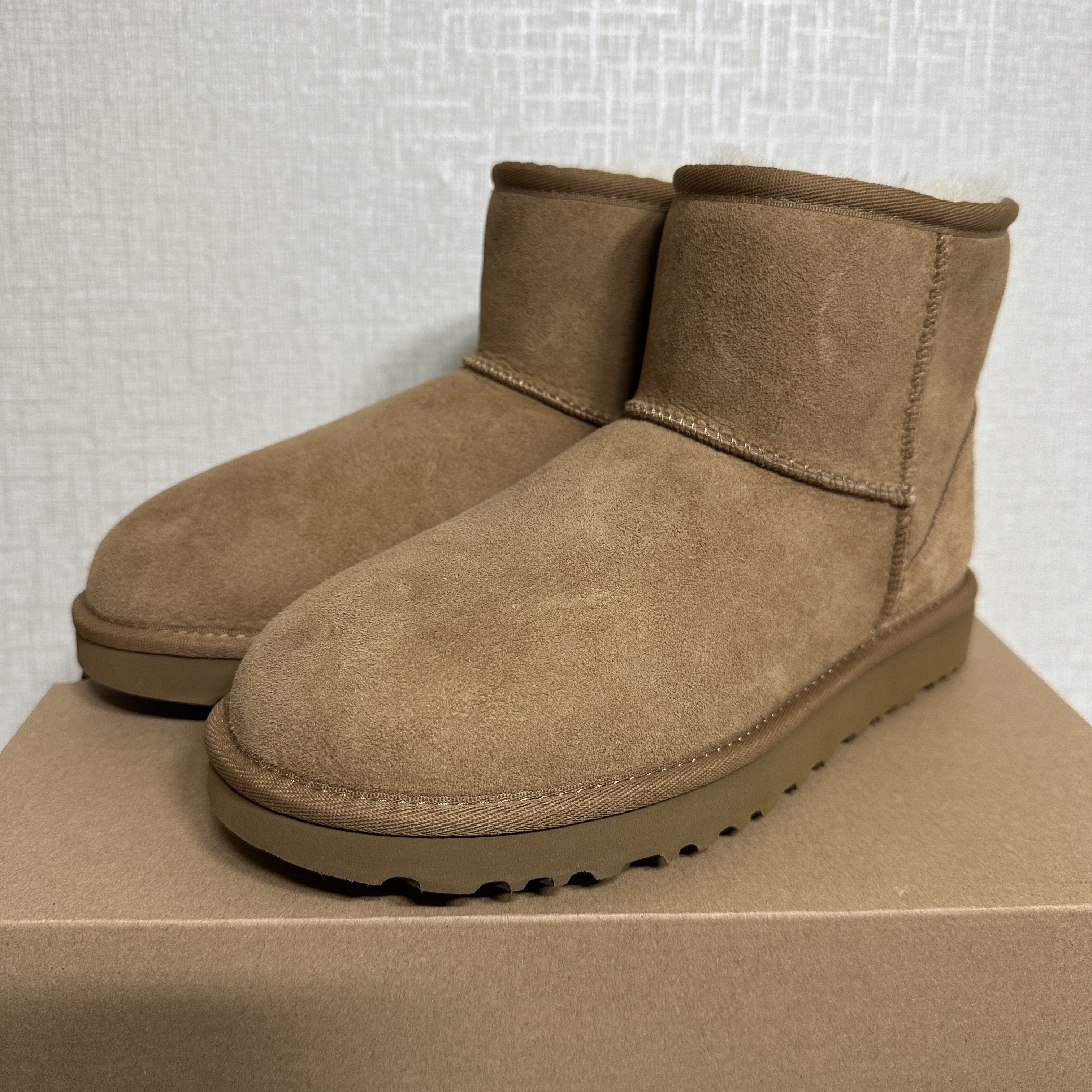(W) UGG Classic Mini II Boots Chestnut 착용 스타일