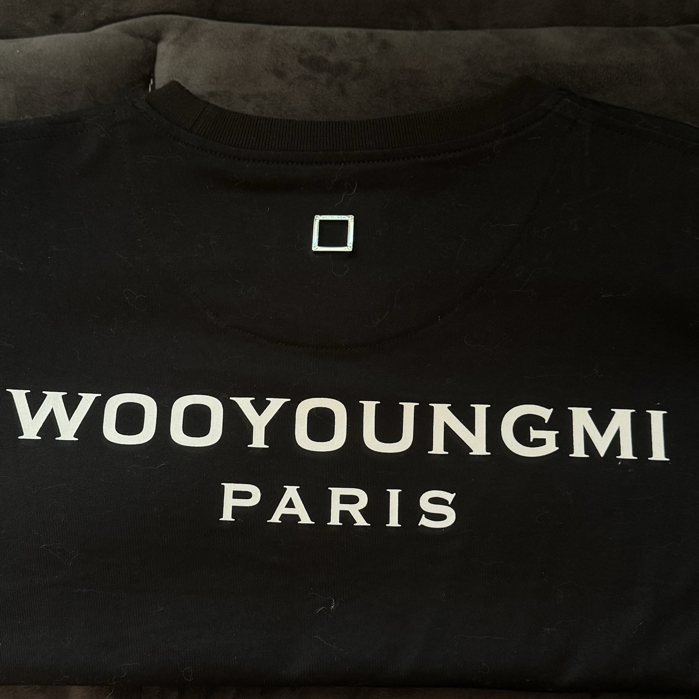 Wooyoungmi Cotton Back Logo T-shirt Black - 23SS 착용 스타일