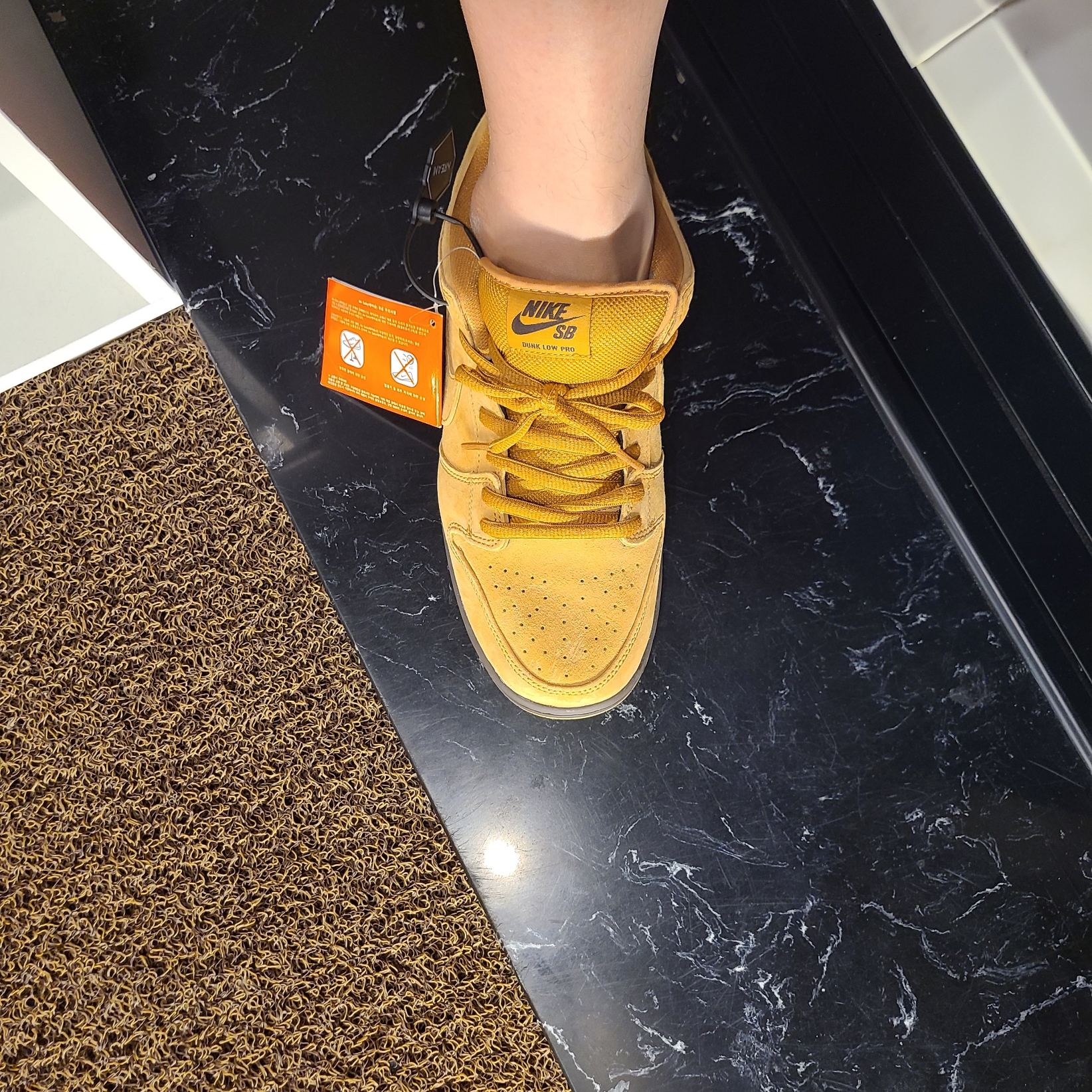 Nike SB Dunk Low Pro Wheat 2023, (TD) Jordan 1 Retro High OG Chicago 2022 착용 스타일 - 2