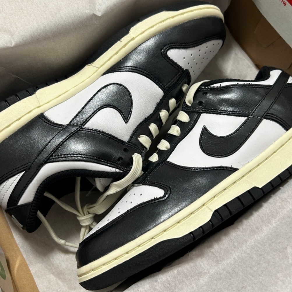 (W) Nike Dunk Low Vintage Black and White 착용 스타일
