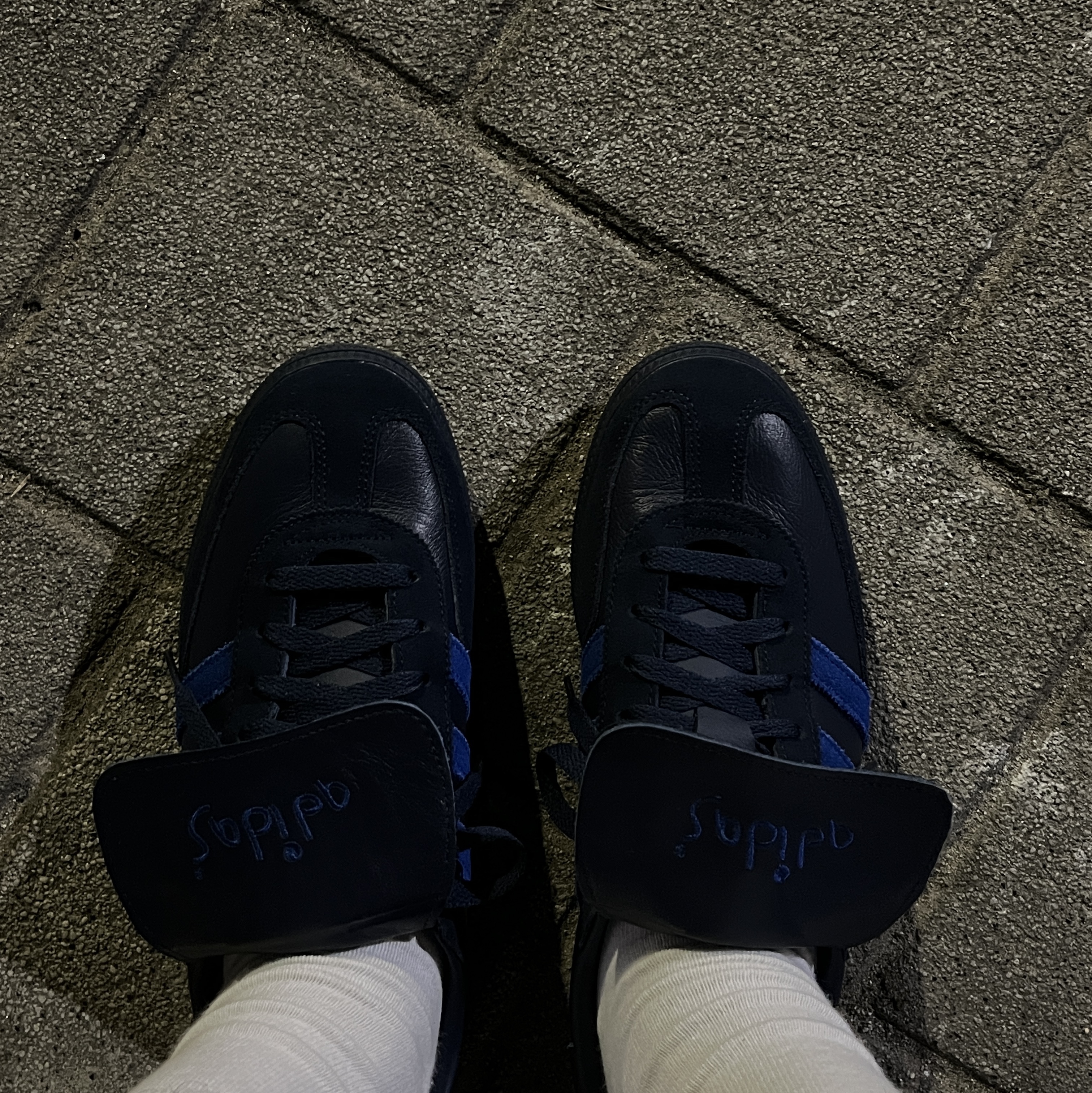 Adidas Spezial Handball Night Indigo Power Blue 착용 스타일 - 2