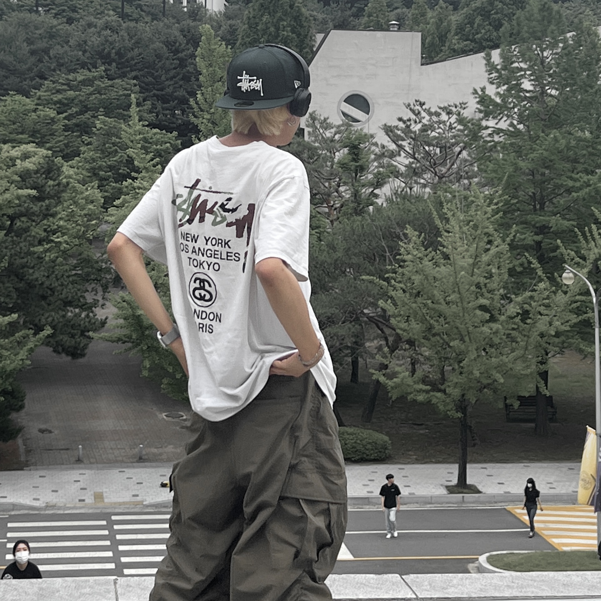Stussy Authentic New Era Cap Hunter Green 착용 스타일 - 2