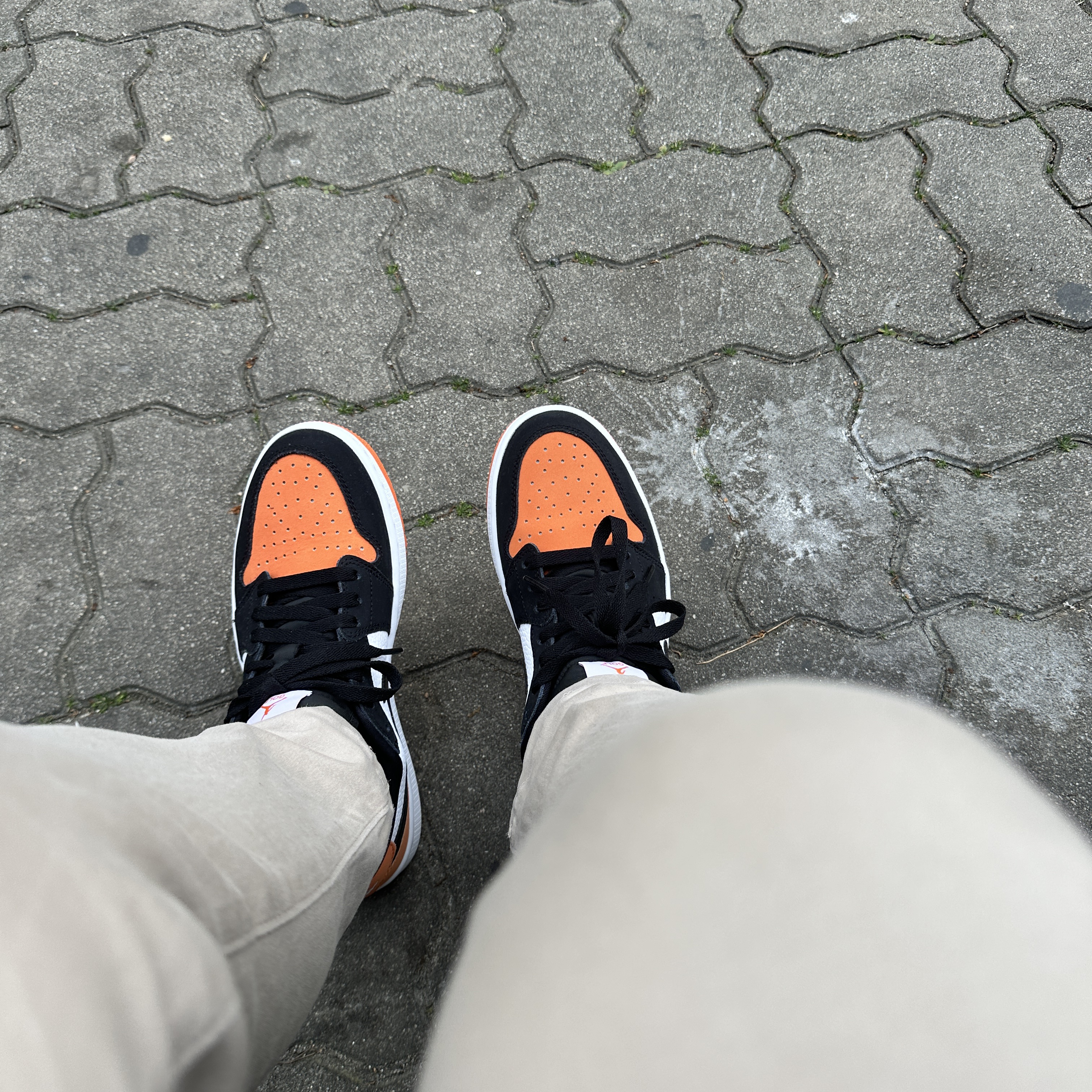 Jordan 1 Low Golf Starfish 착용 스타일