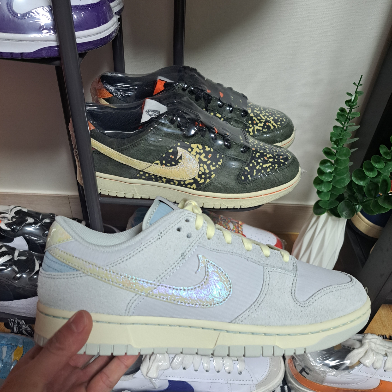 Nike Dunk Low Light Silver and Ocean Bliss 착용 스타일