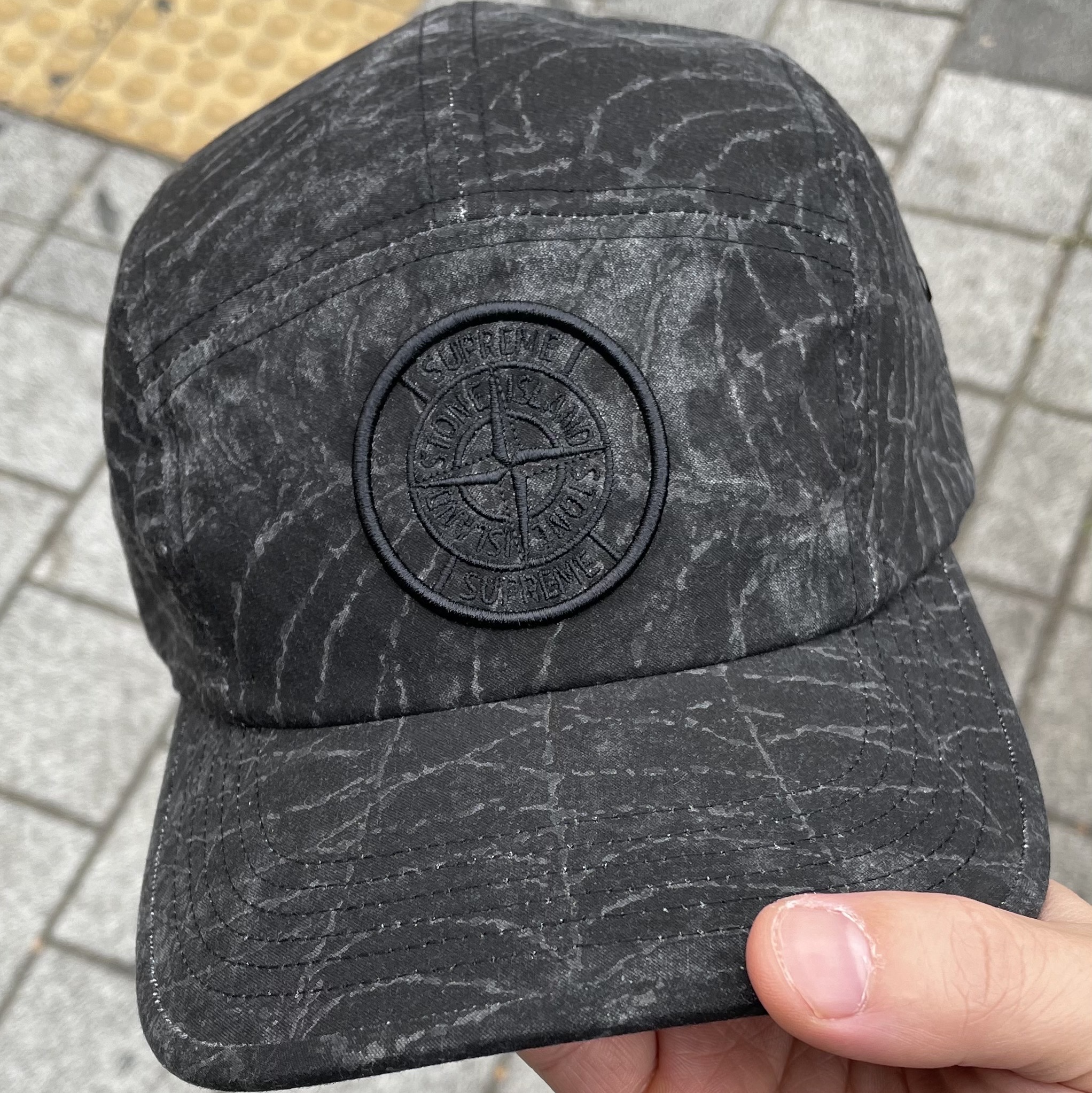 Supreme x Stone Island Camp Cap Black - 23FW 착용 스타일