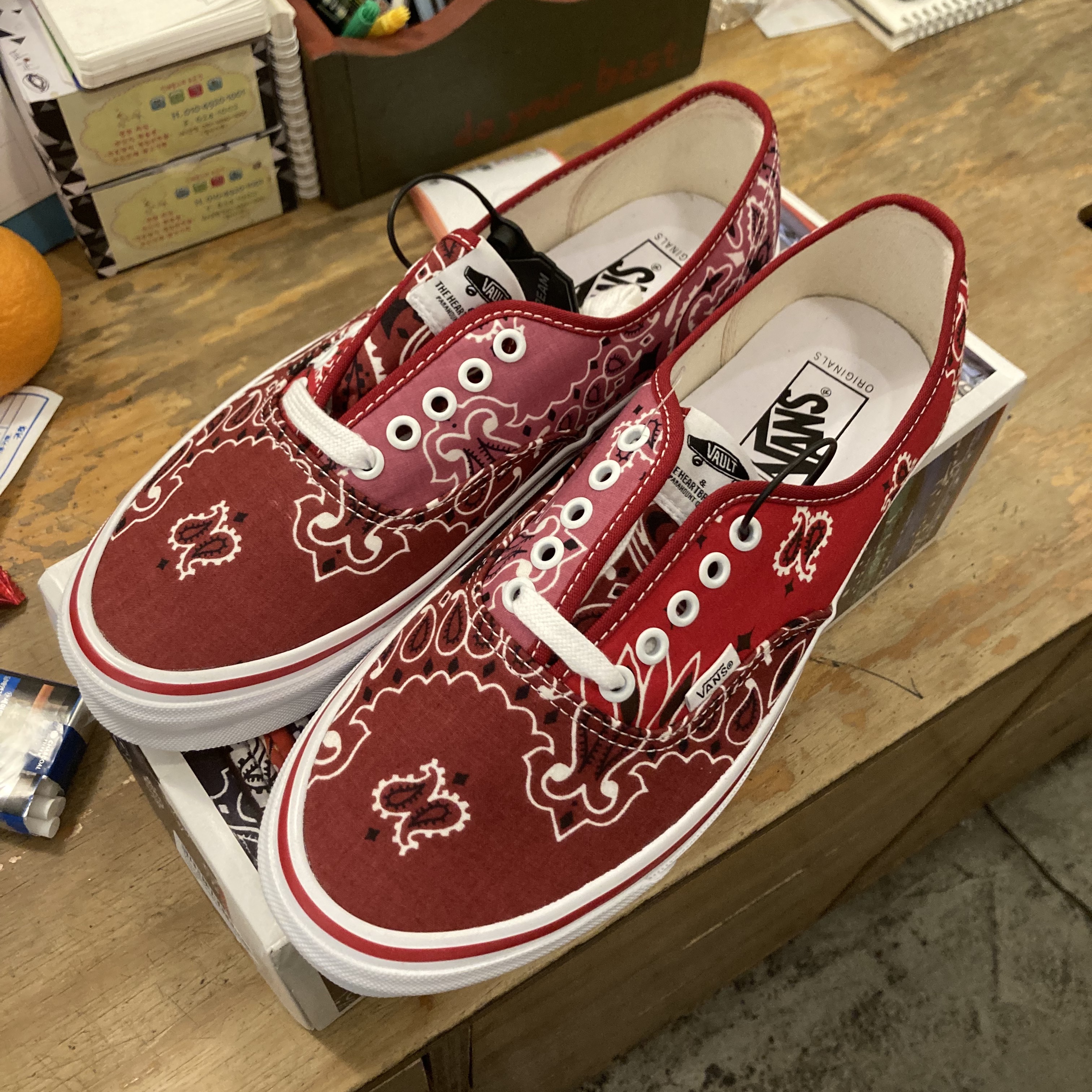 Vans Vault x Bedwin & The Heartbreakers OG Authentic LX Multi-Color-Red 착용 스타일