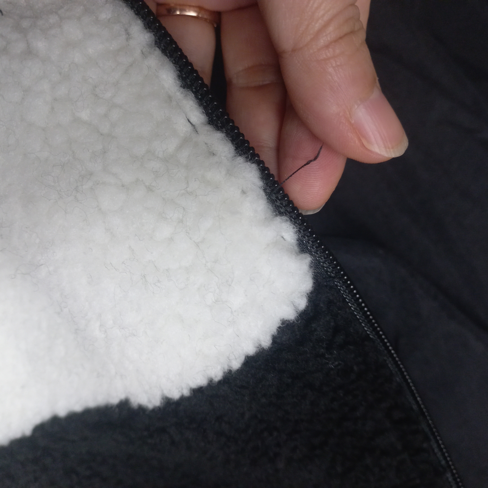 Nike Big Swoosh Full Zip Jacket Black Sail 착용 스타일 - 5