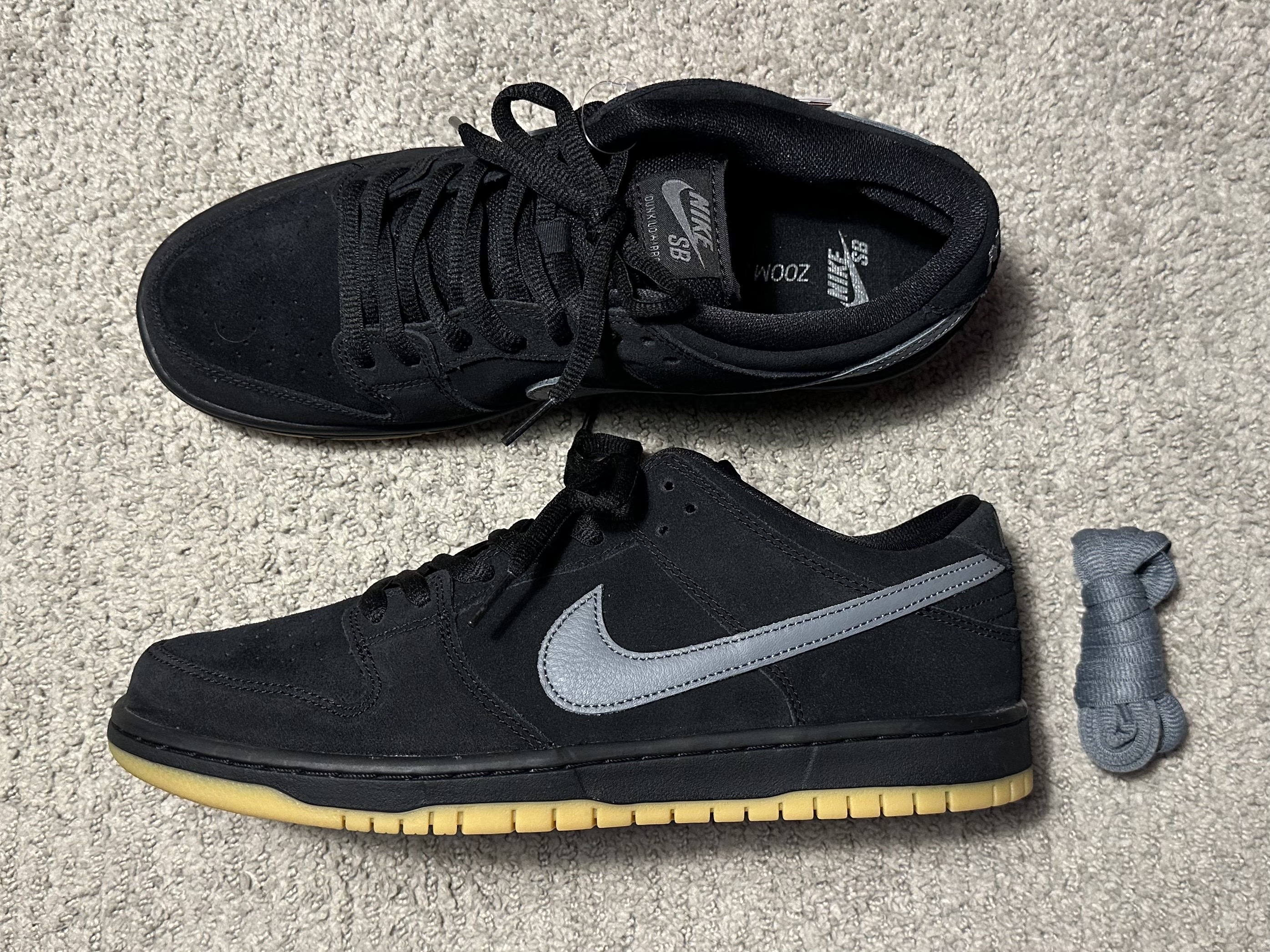 Nike SB Dunk Low Pro Black Cool Grey 착용 스타일 - 2