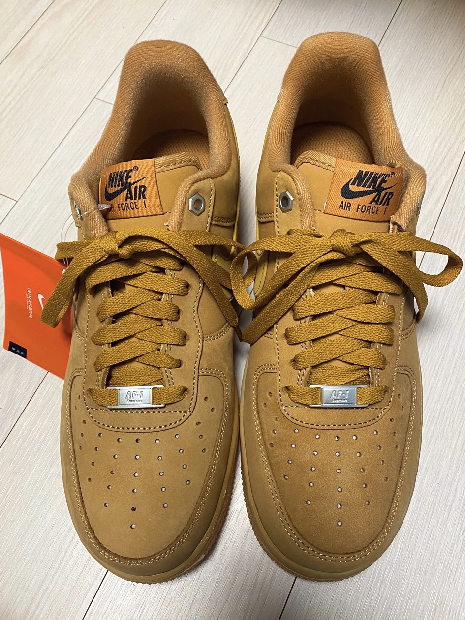 Nike Air Force 1 '07 WB Flax 착용 스타일