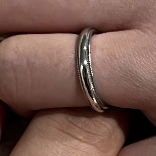 Tiffany & Co. Together Milgrain Band Ring 3.5mm Platinum Rose Gold 착용 스타일