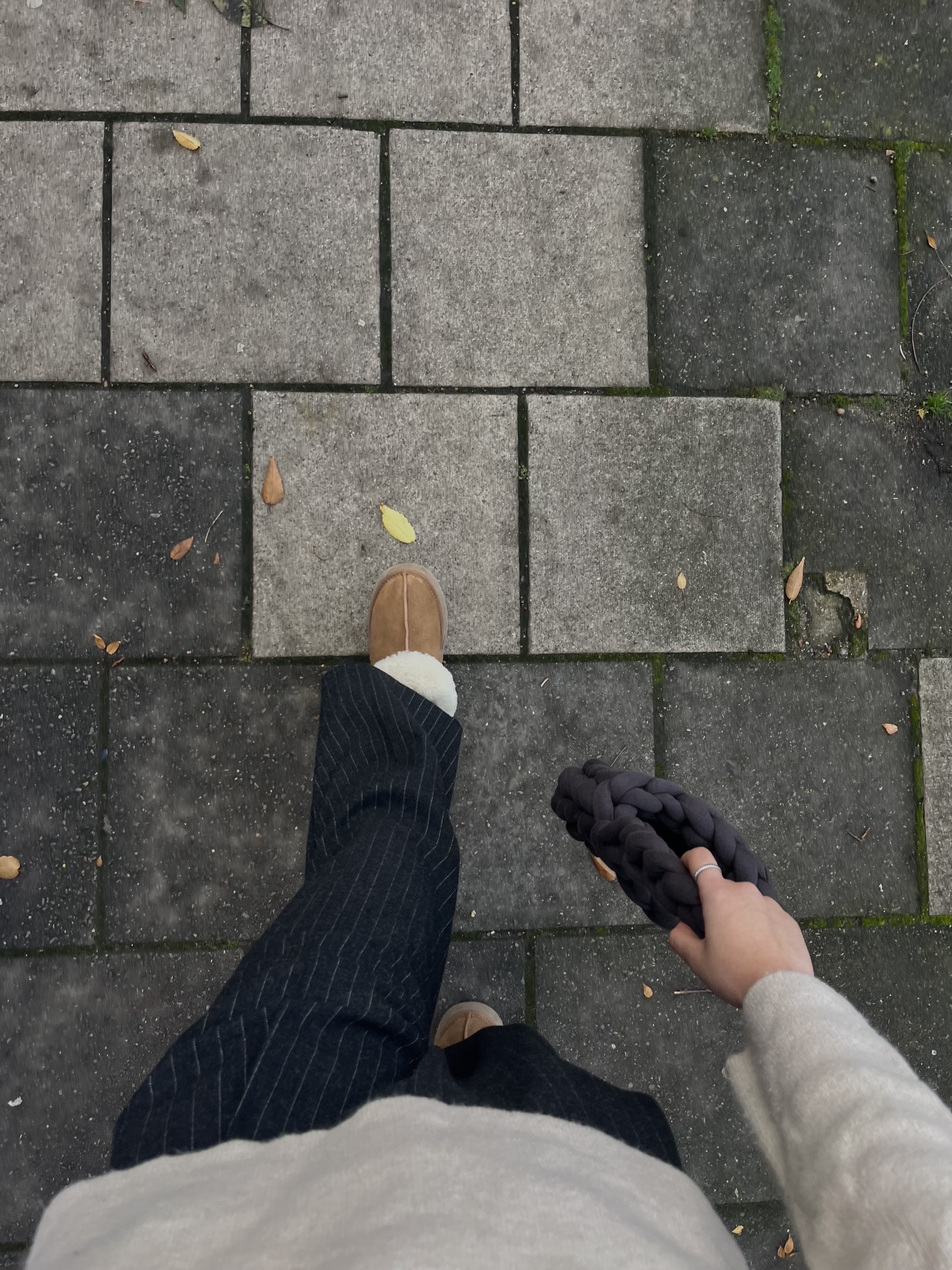 (W) UGG Disquette Slipper Chestnut 착용 스타일