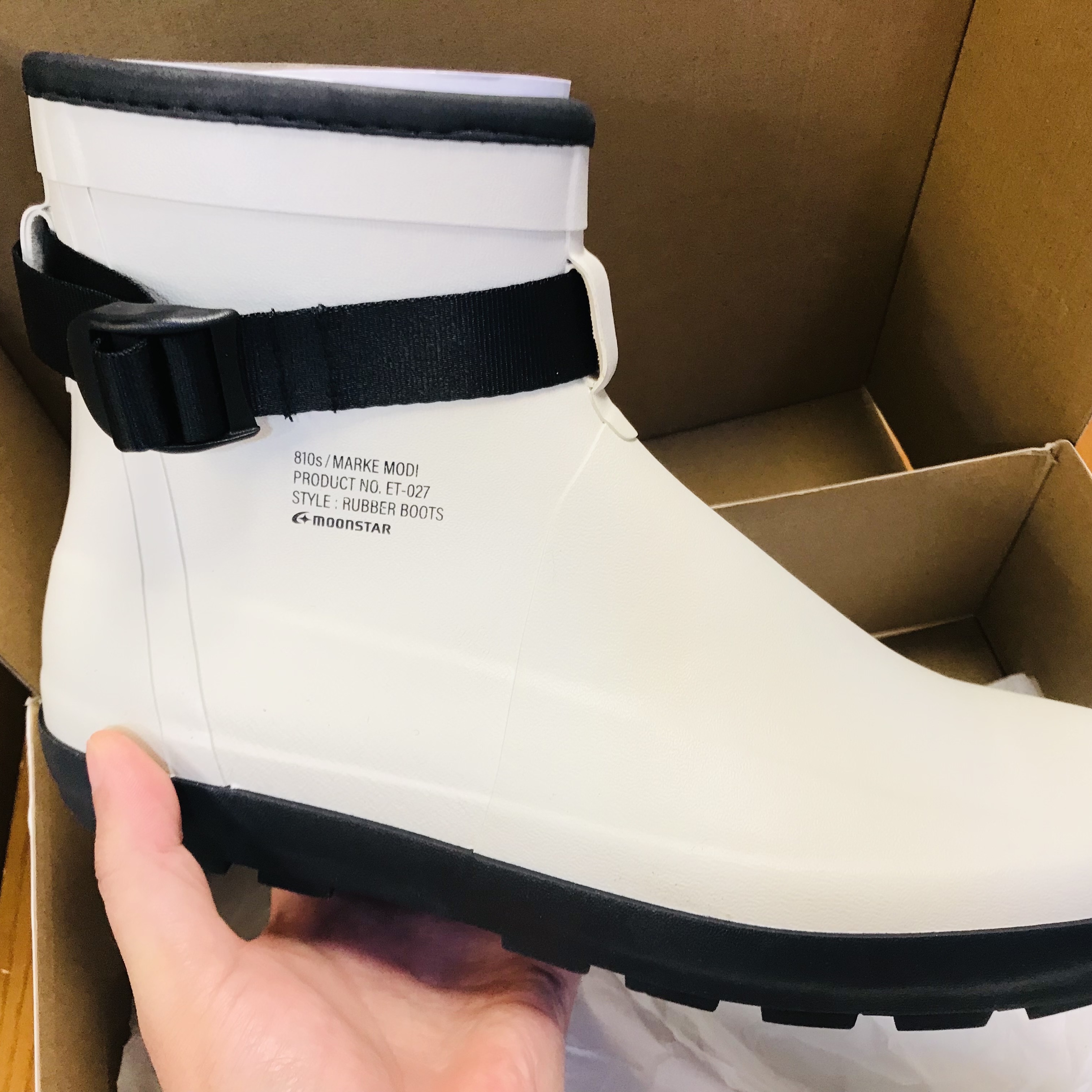 Moonstar 810s ET027 Marke Modi White 착용 스타일