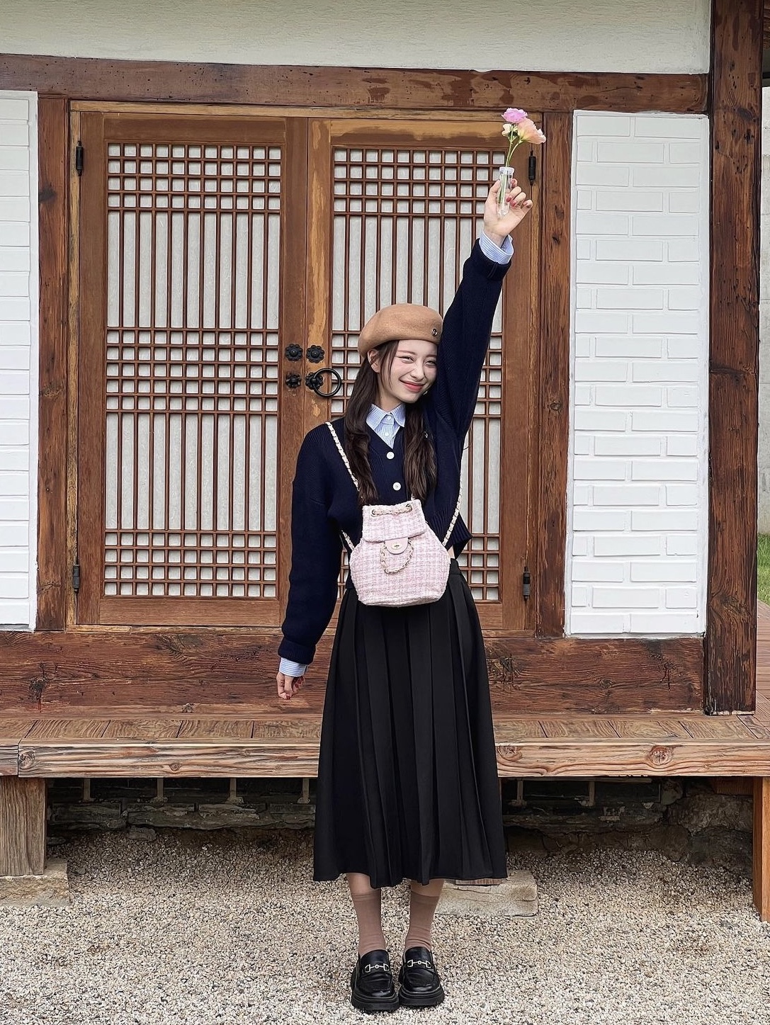 Anoetic Anc Tweed Classic Backpack Pink, Anoetic Anc Tweed Classic Backpack Ivory 착용 스타일