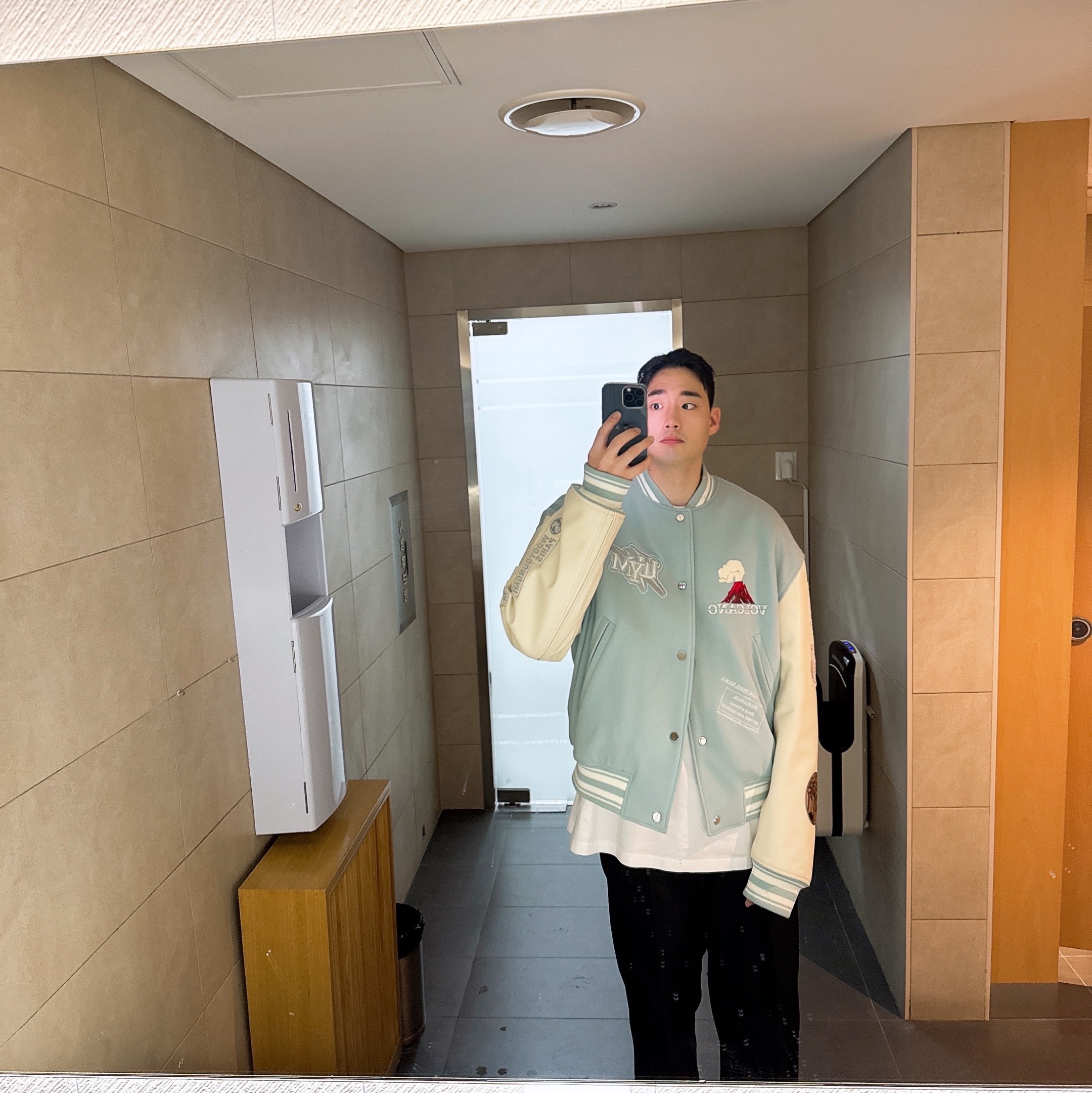 Wooyoungmi Volcano Varsity Jacket Mint - 23FW, Wooyoungmi Cotton Back Logo T-Shirt White - 23FW 착용 스타일