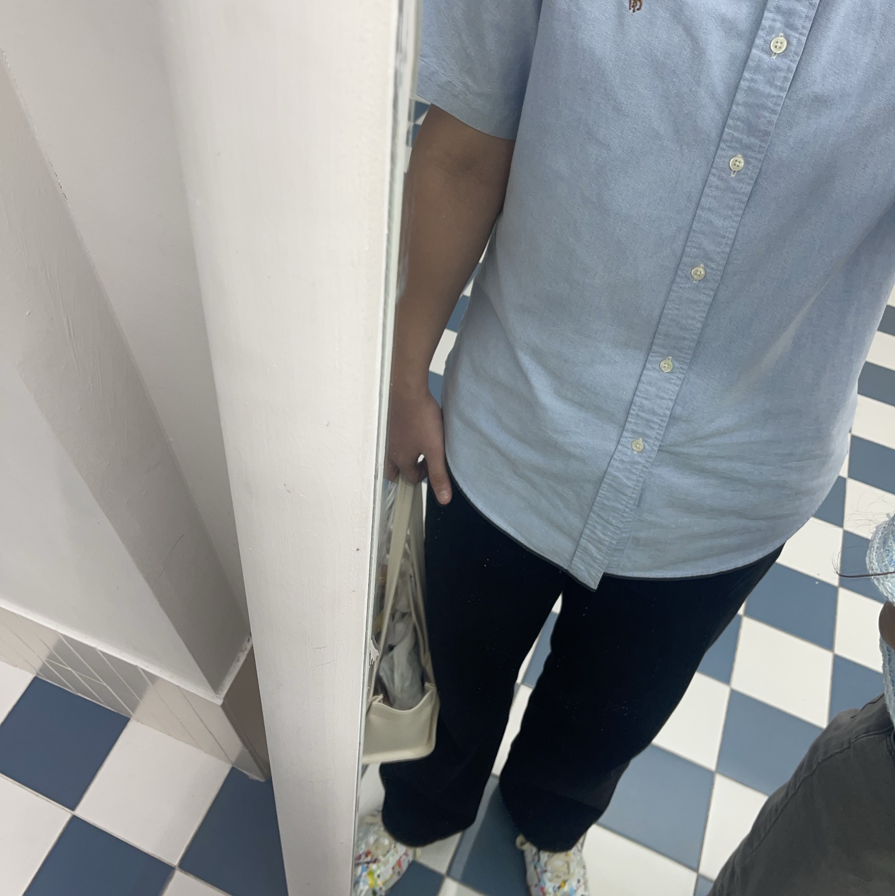 Maison Margiela Replica Paint Drop Sneakers 착용 스타일