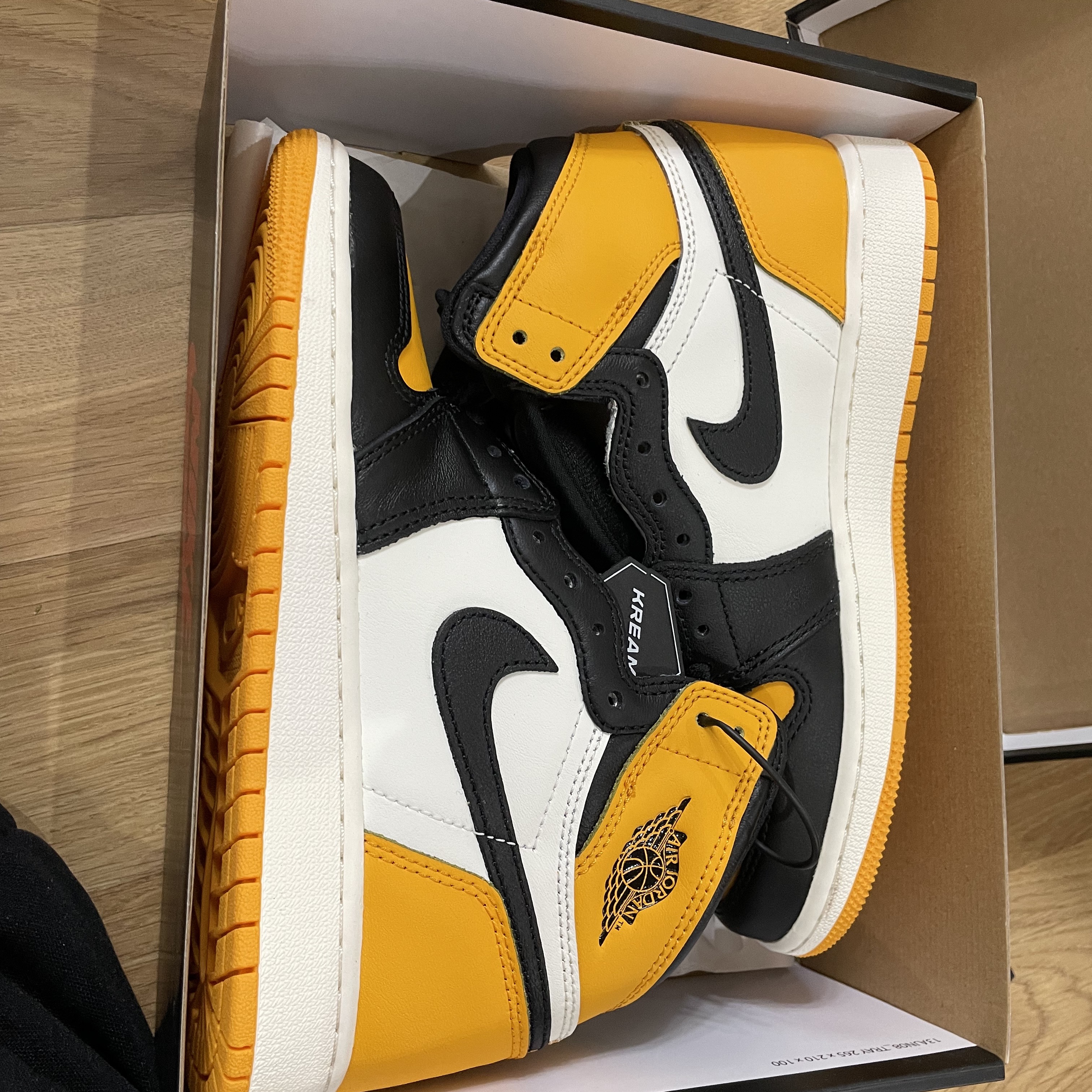 (GS) Jordan 1 Retro High OG Taxi 착용 스타일