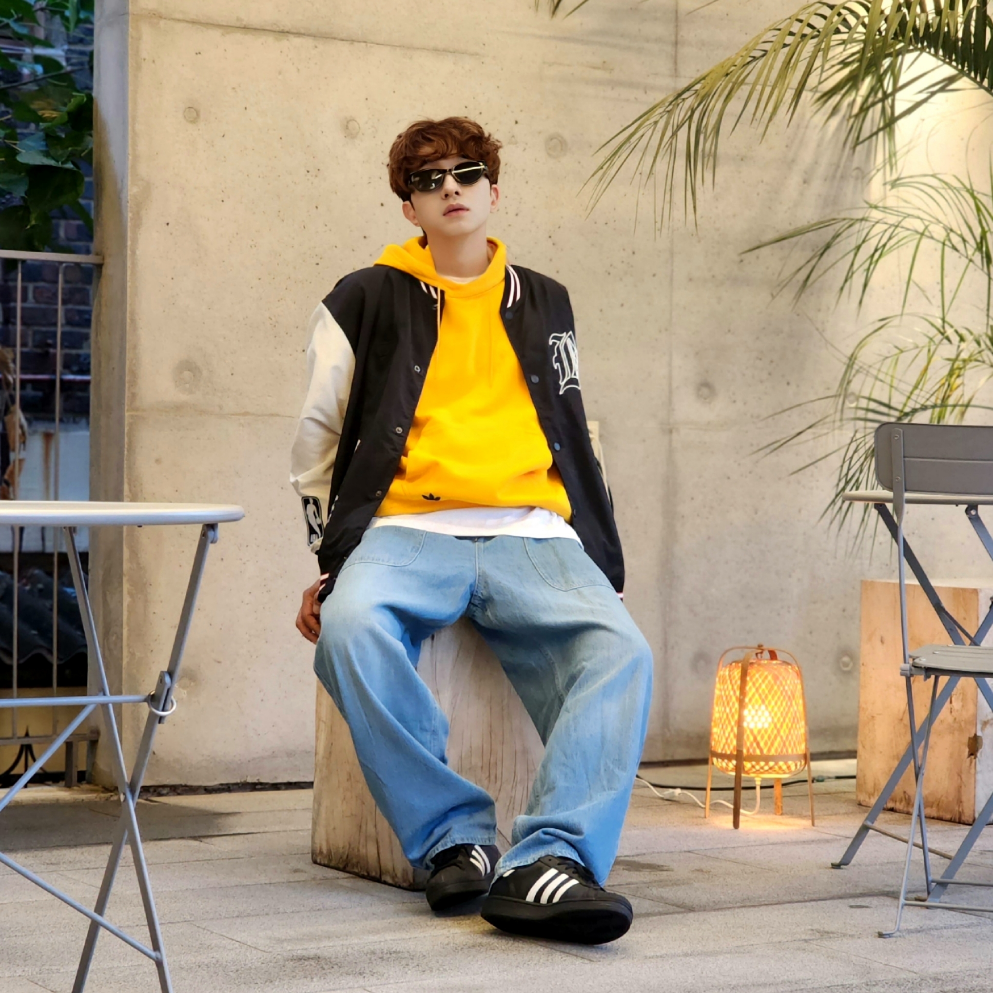 Adidas Superstar Core Black White 착용 스타일 - 6