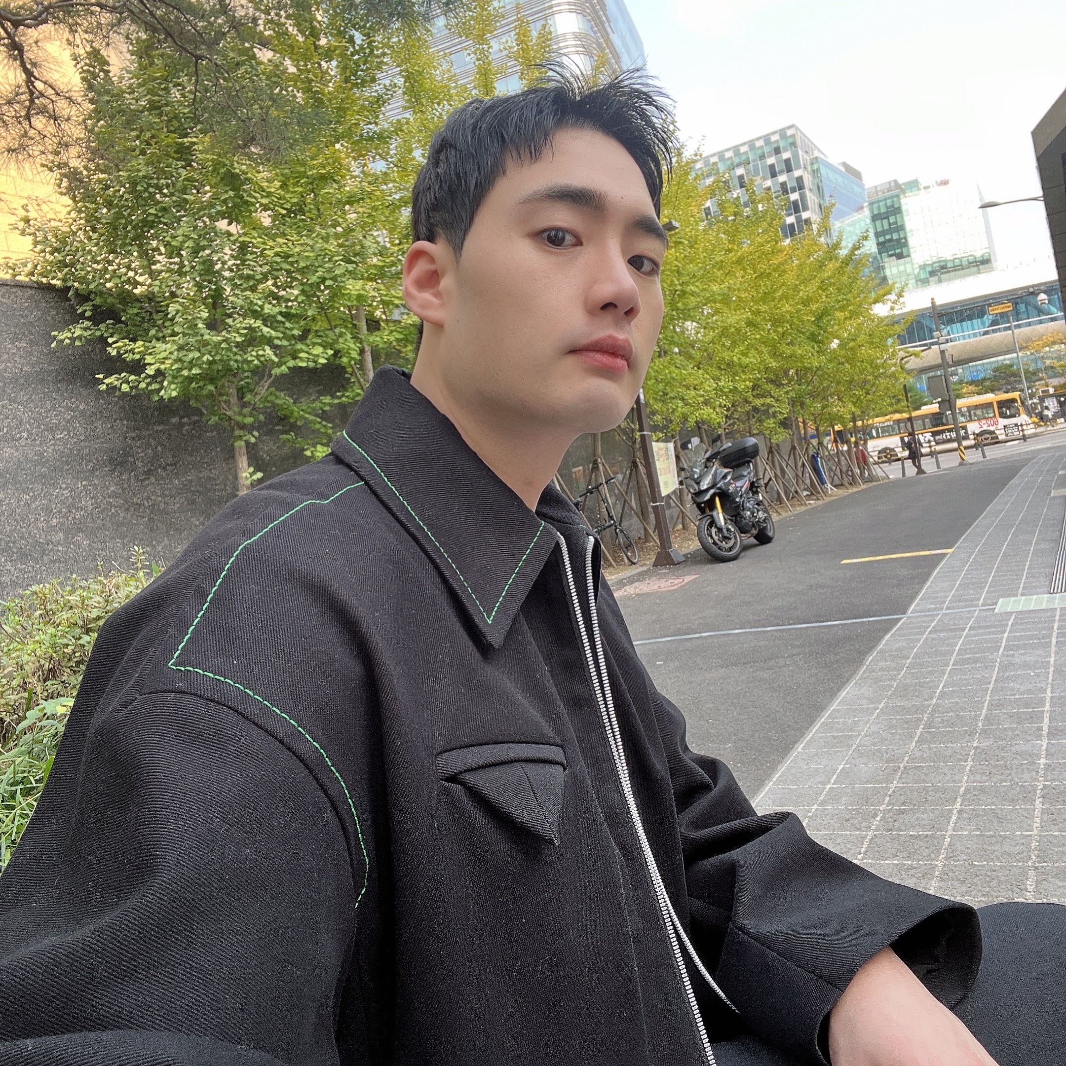 Bottega Veneta Cotton Twill Jacket Black 착용 스타일
