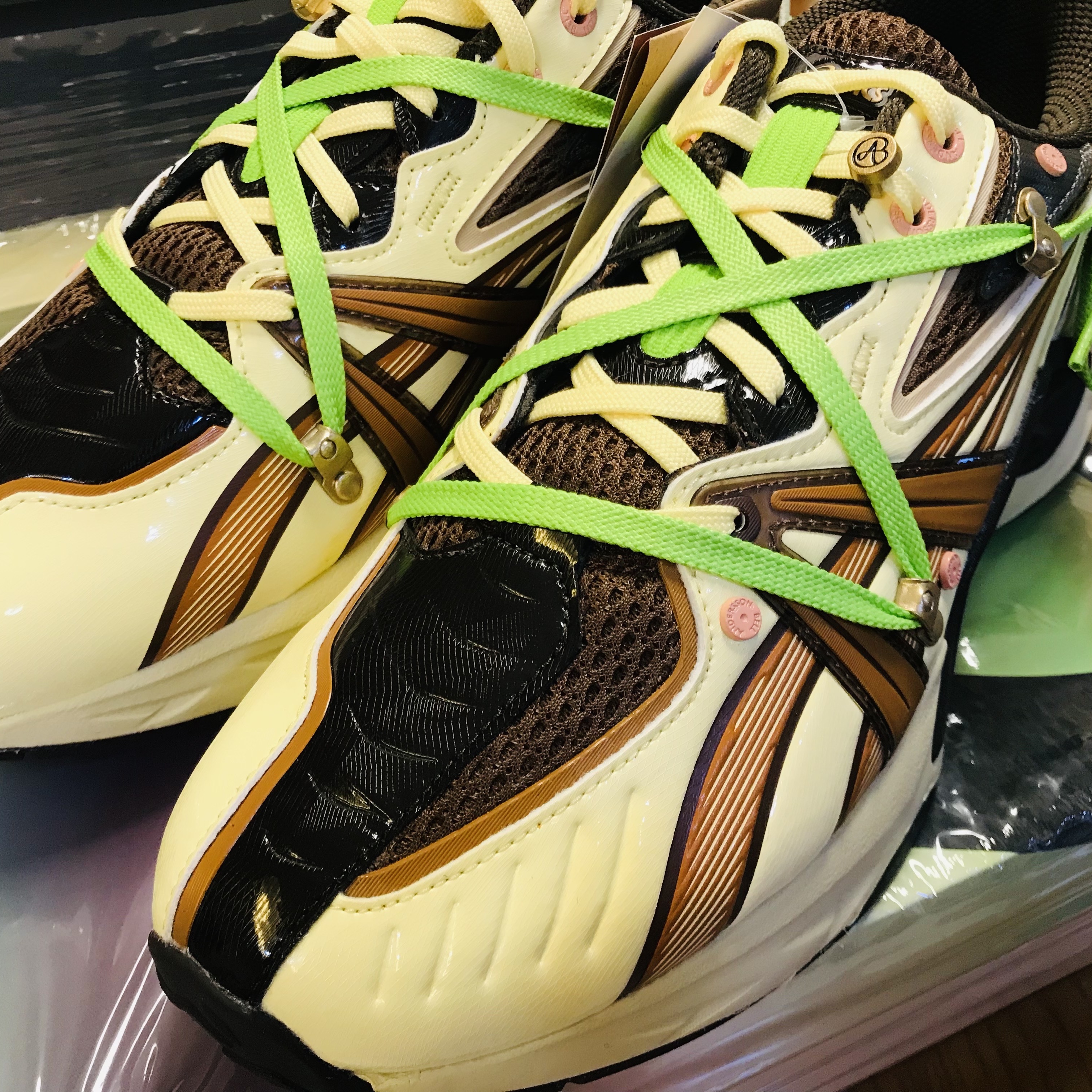 Asics x Andersson Bell HN2-S Protoblast Butter 착용 스타일