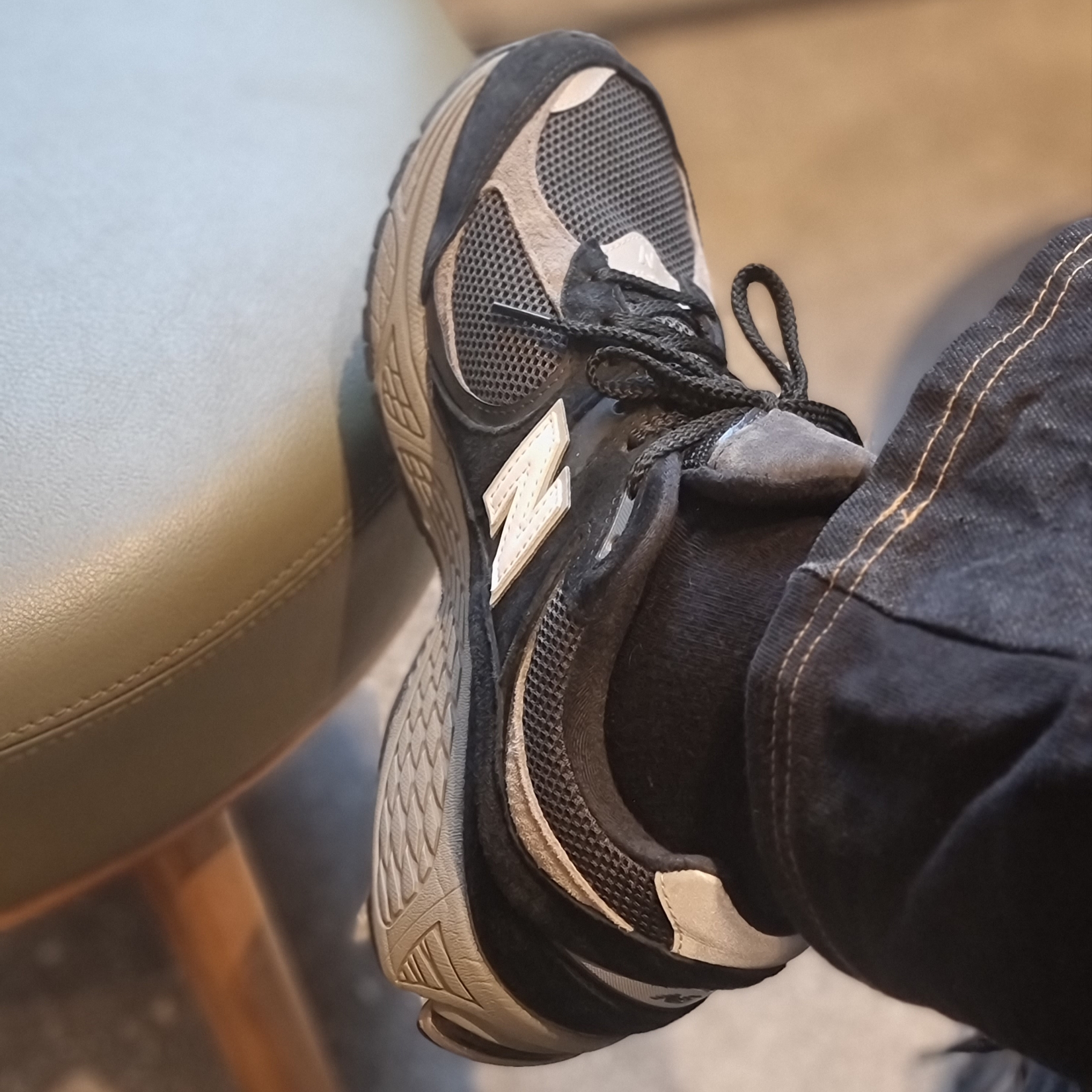 New Balance 2002R Black Dark Grey - JD Sports Exclusive 착용 스타일