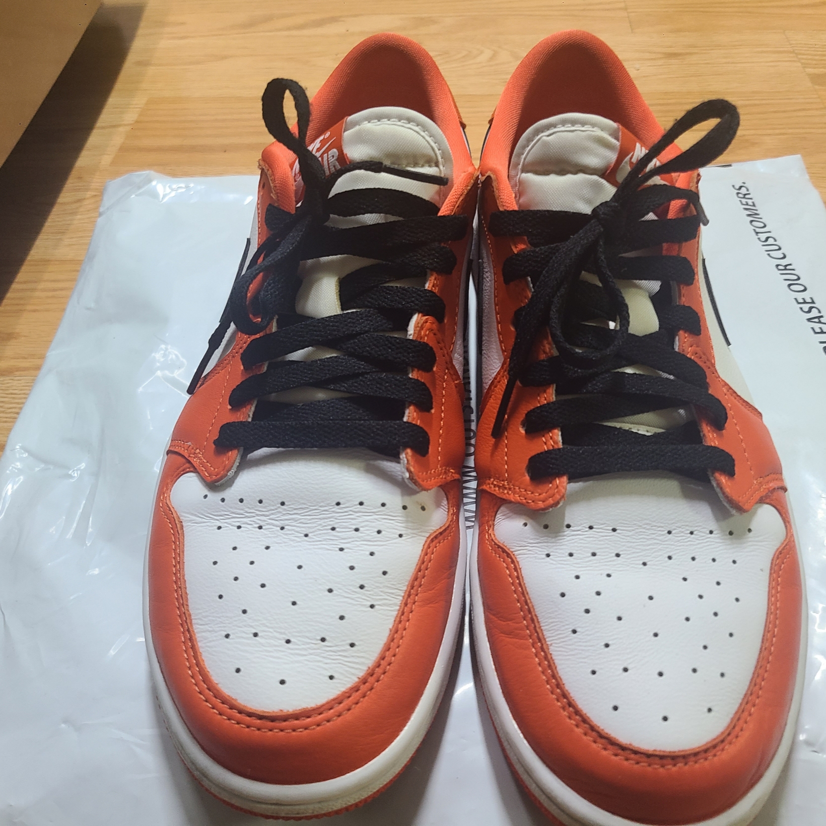 Jordan 1 Low OG Starfish 착용 스타일