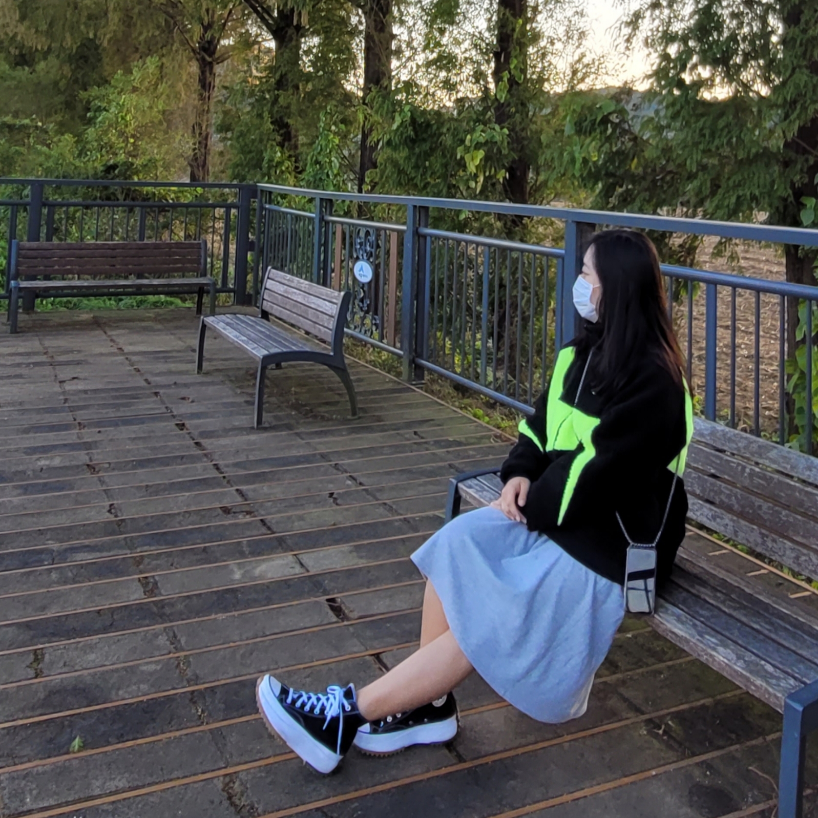 Converse Run Star Hike Hi Black White Gum, Nike Big Swoosh Full Zip Jacket Black Volt 착용 스타일