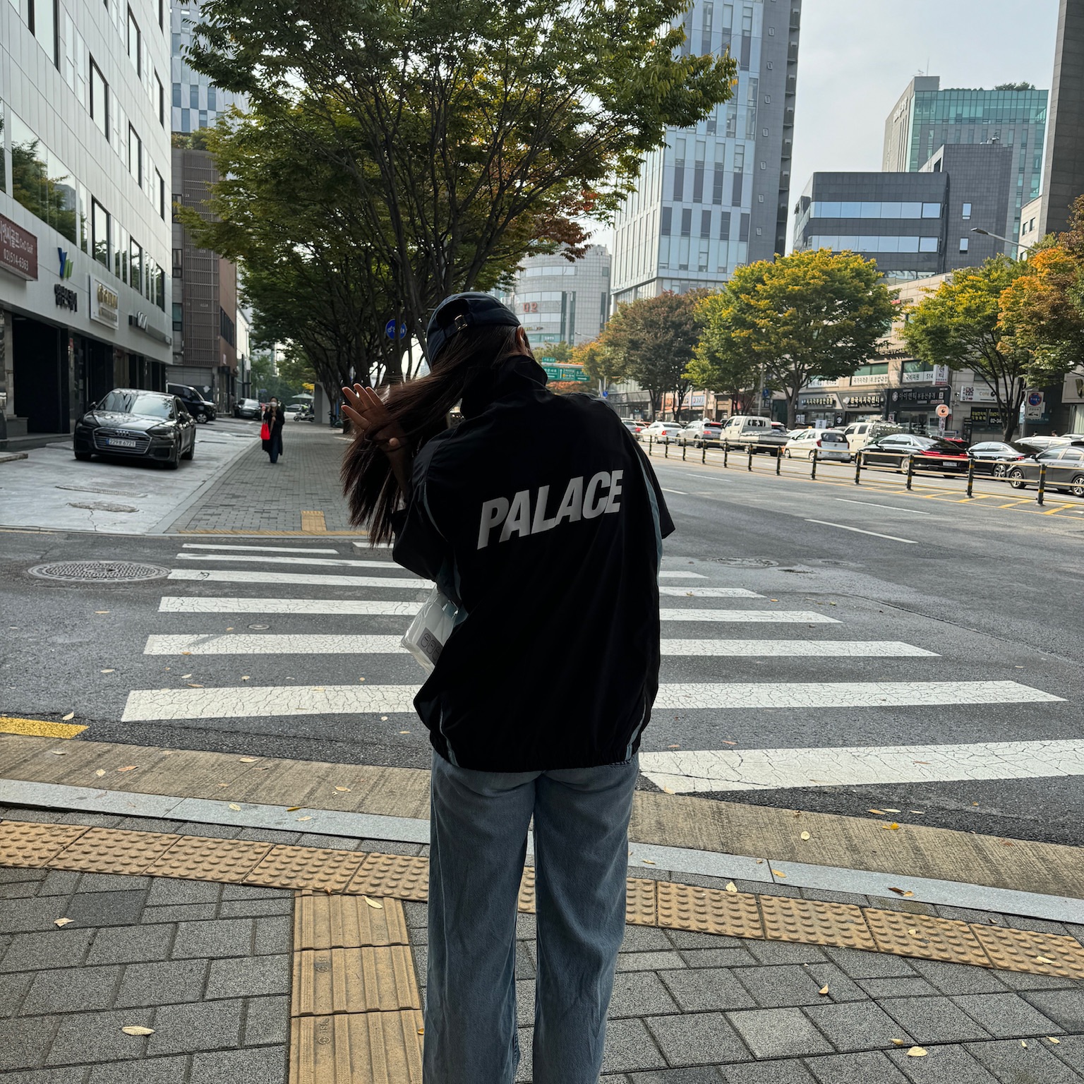 Fear of God The California Cement, (W) Celine Baseball Cap in Cotton Marine 착용 스타일 - 3