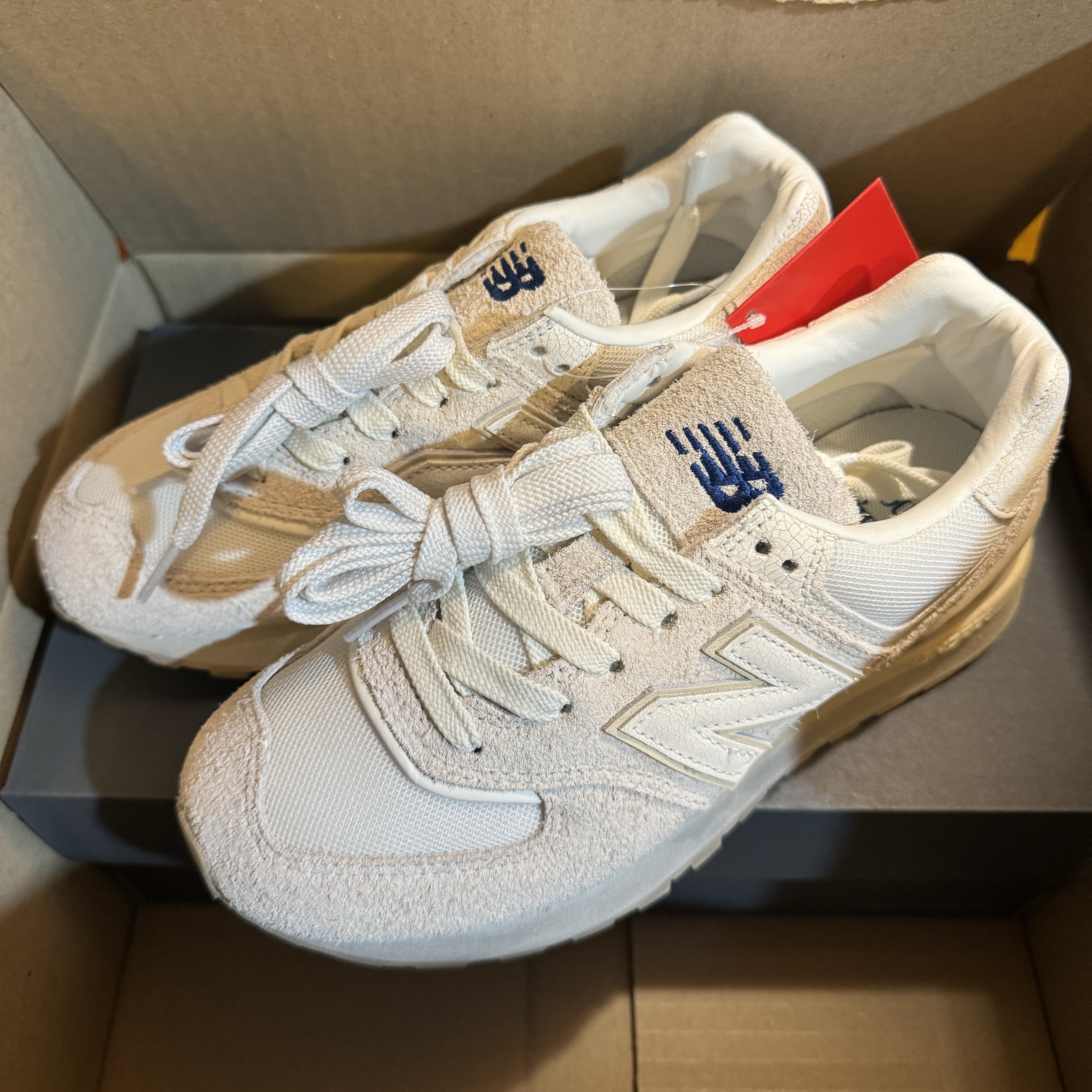 New Balance x Recto 574 Ash Cream Legacy 착용 스타일