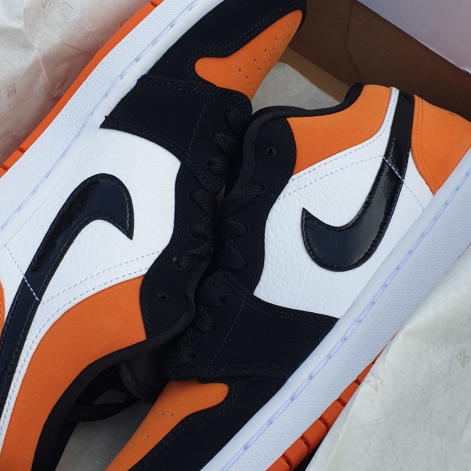 (GS) Jordan 1 Low Shattered Backboard 착용 스타일