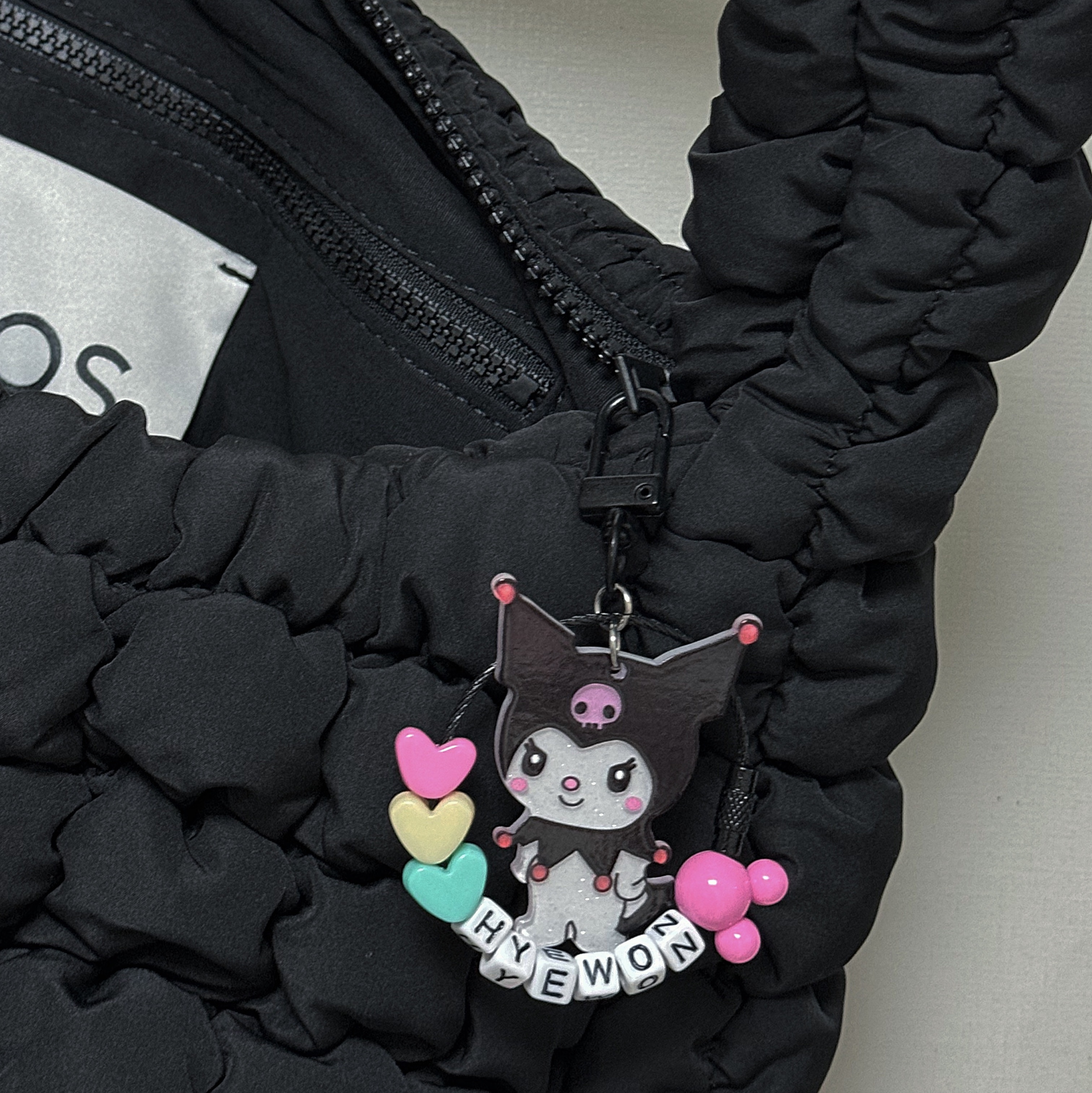 COS Quilted Mini Bag Black 착용 스타일