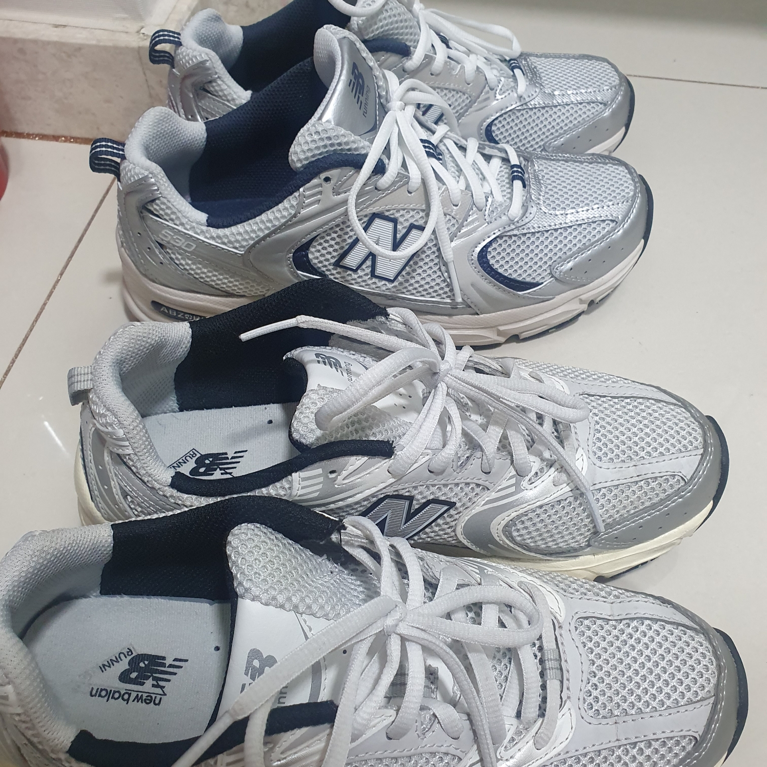 New Balance 530 Steel Grey, New Balance 530 Silver Cream 착용 스타일