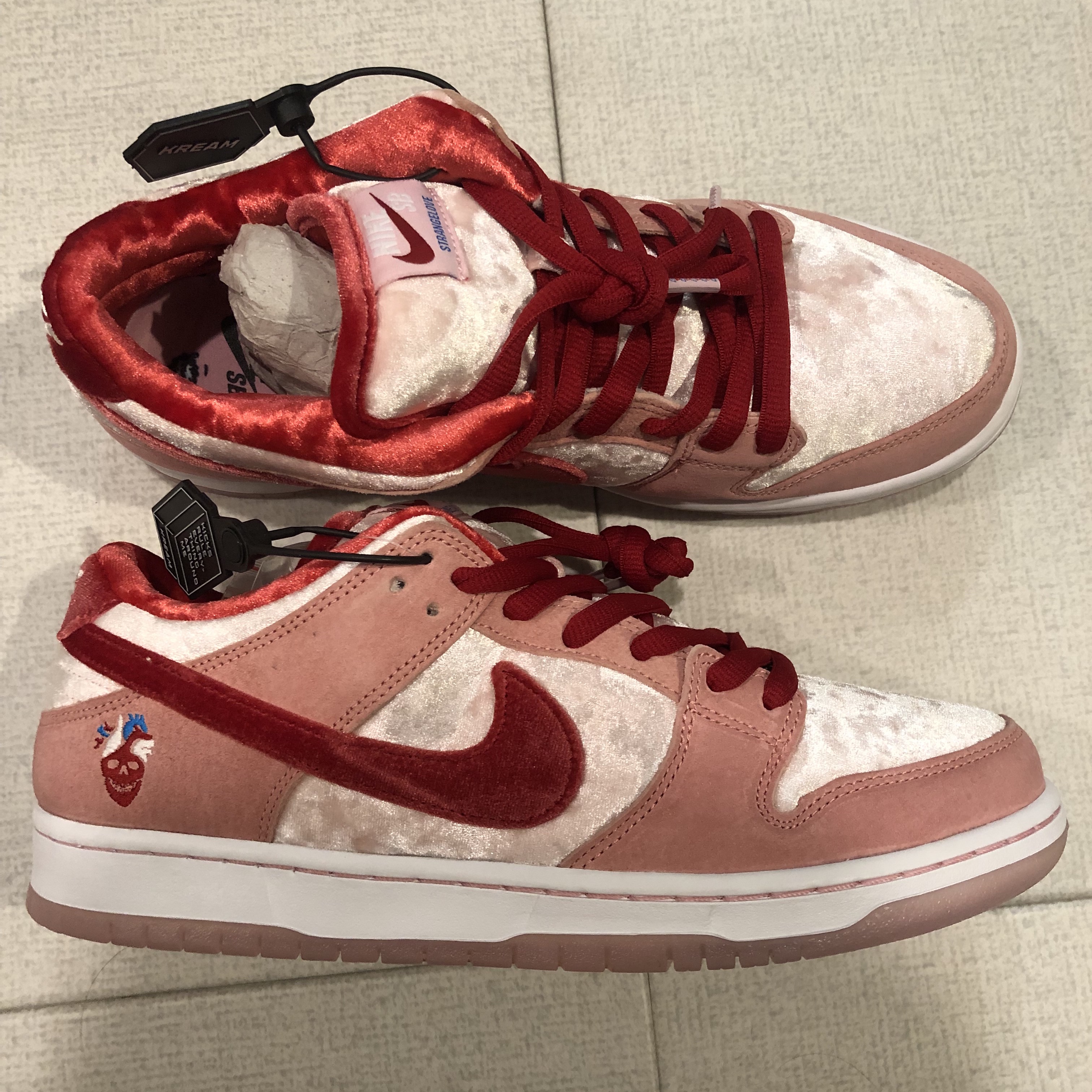 Nike x StrangeLove SB Dunk Low Pink (Regular Box) 착용 스타일