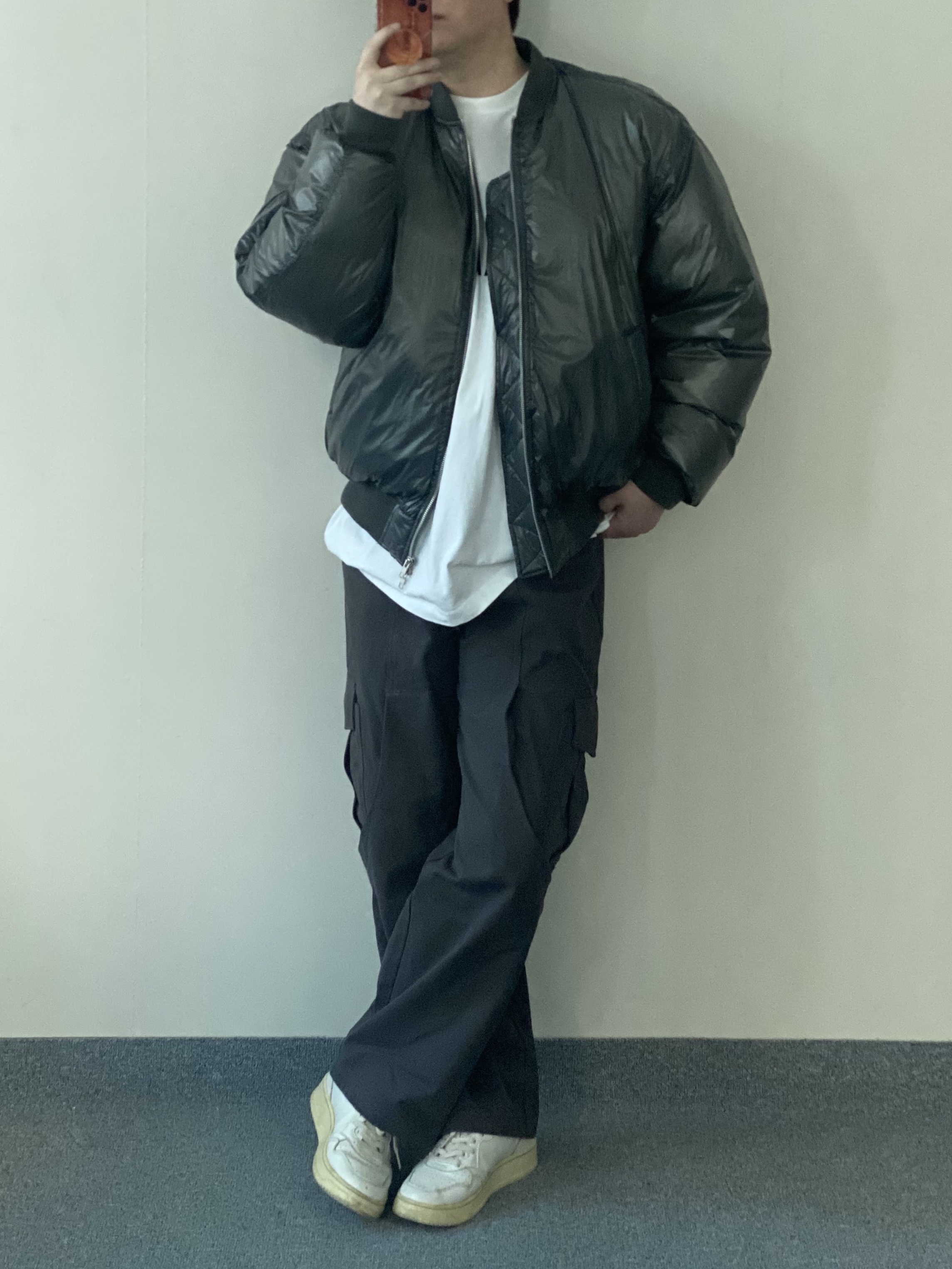 Autry Medalist Low Leather Sneakers White 착용 스타일