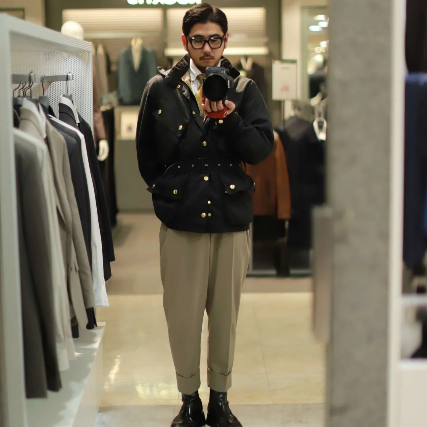 (W) Barbour International Original Wax Jacket Black 착용 스타일