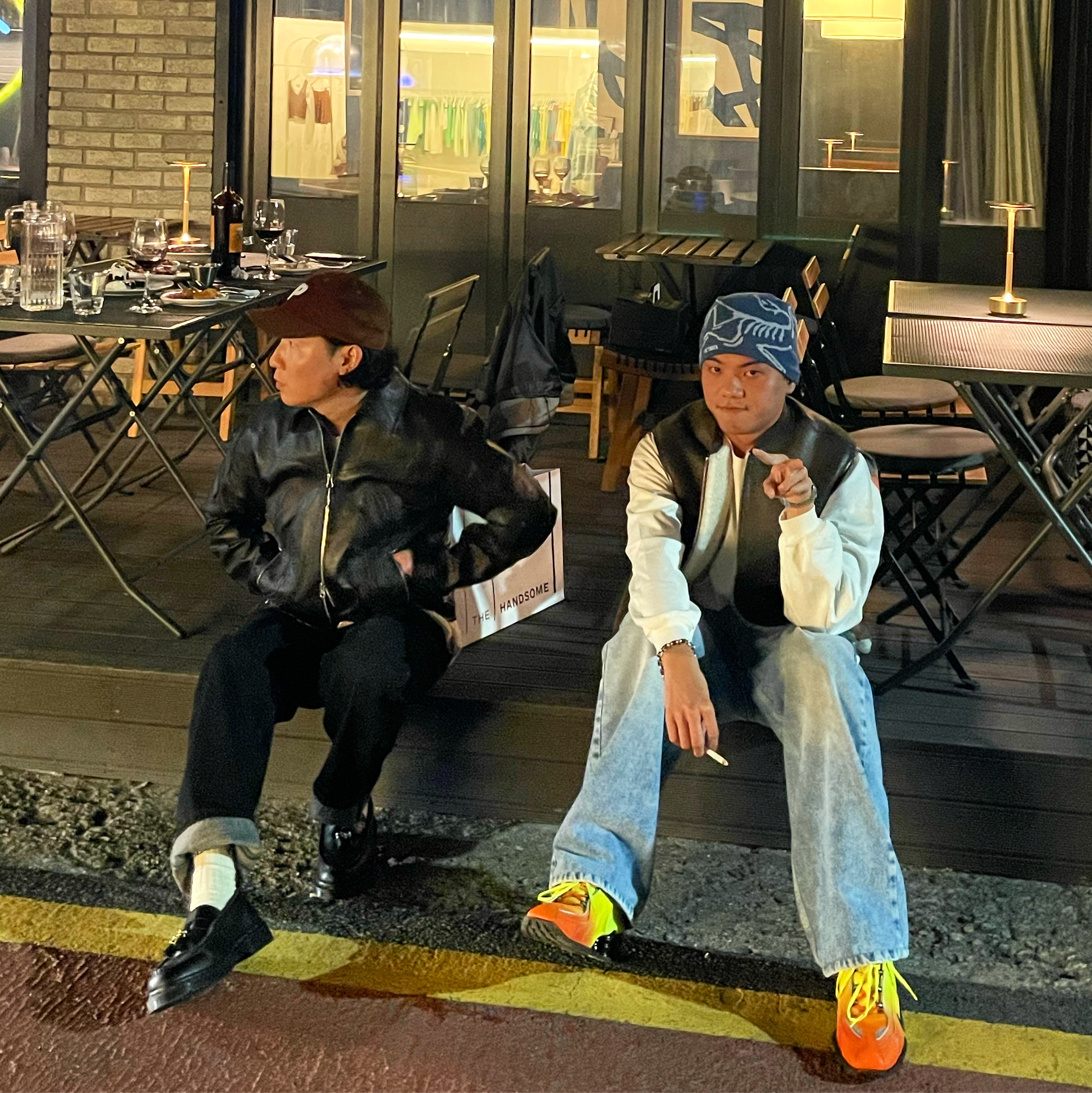 Dr. Martens x Supreme Penton Tassel Loafer Black, Nike x Martine Rose Shox MR4 Safety Orange 착용 스타일