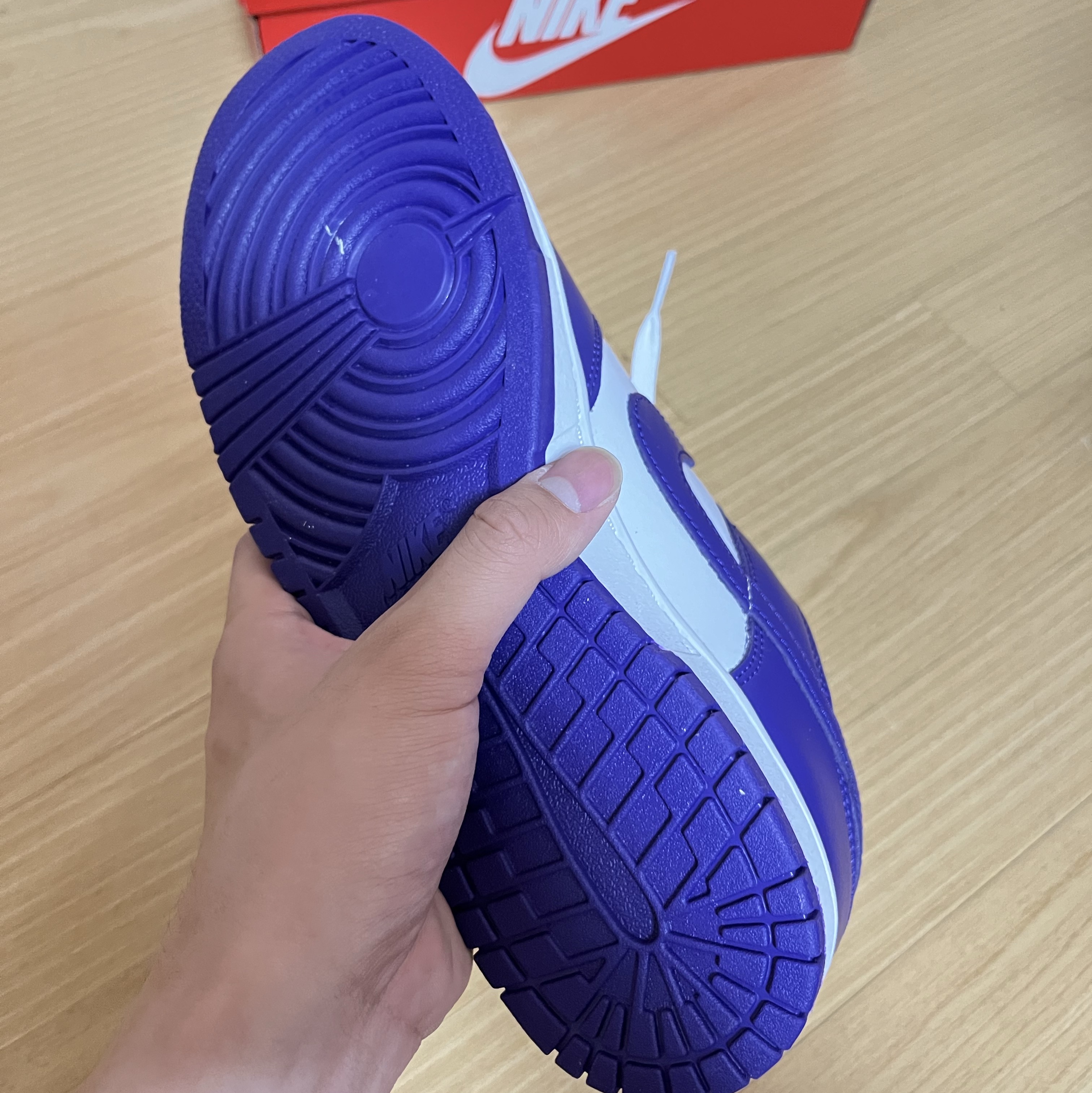 Nike Dunk Low Retro Championship Court Purple 착용 스타일 - 4