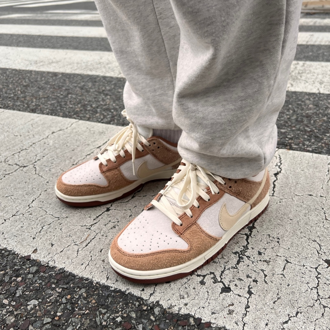 Nike Dunk Low Pro Premium Medium Curry 착용 스타일