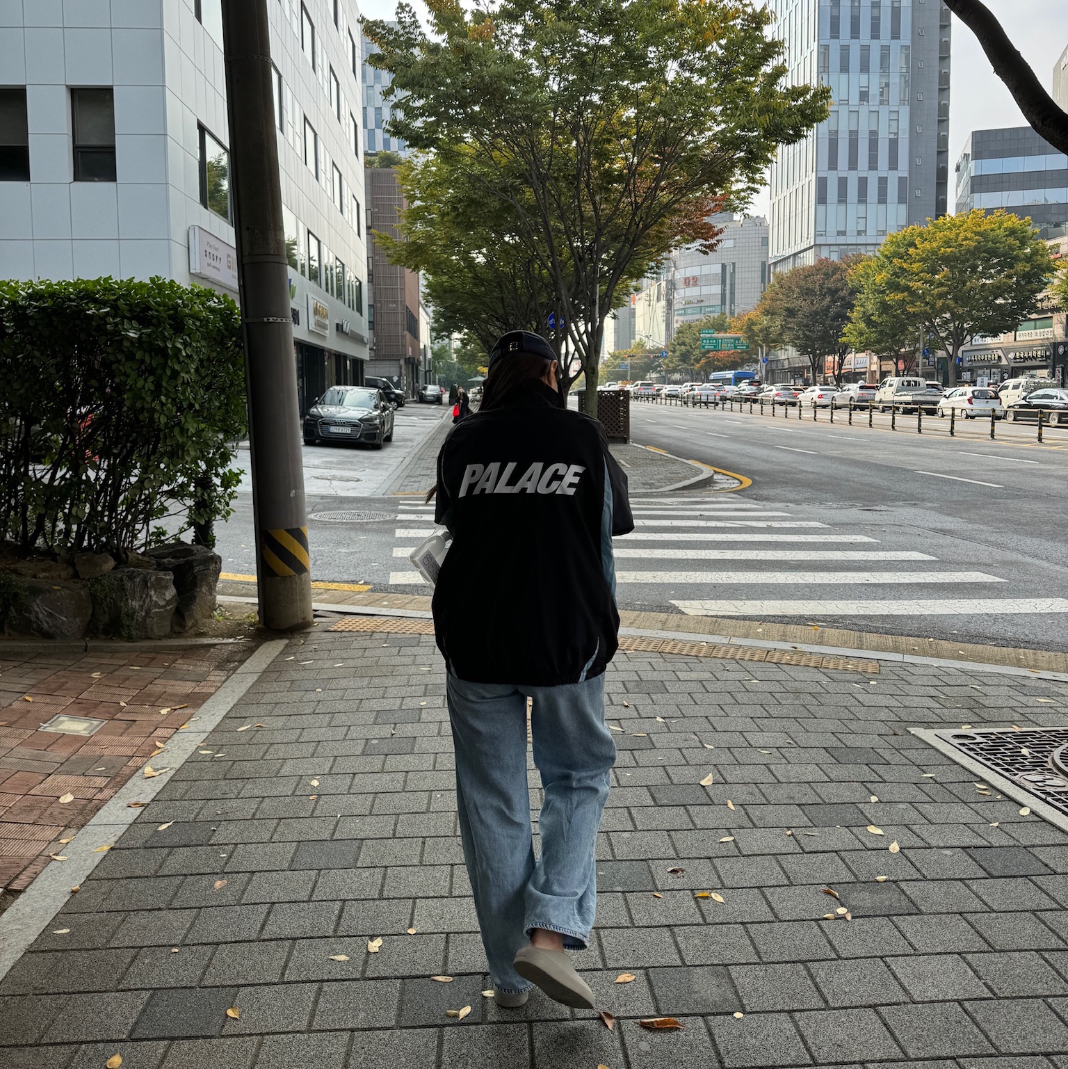 Fear of God The California Cement, (W) Celine Baseball Cap in Cotton Marine 착용 스타일 - 4