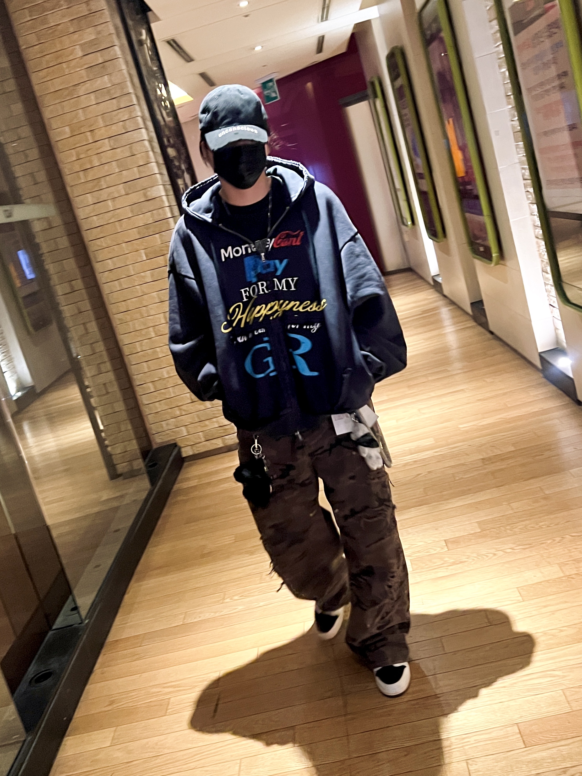 Project G/R Happiness Zip Hoodie Navy, (W) Jordan 1 x Travis Scott Retro Low OG SP Medium Olive 착용 스타일 - 2