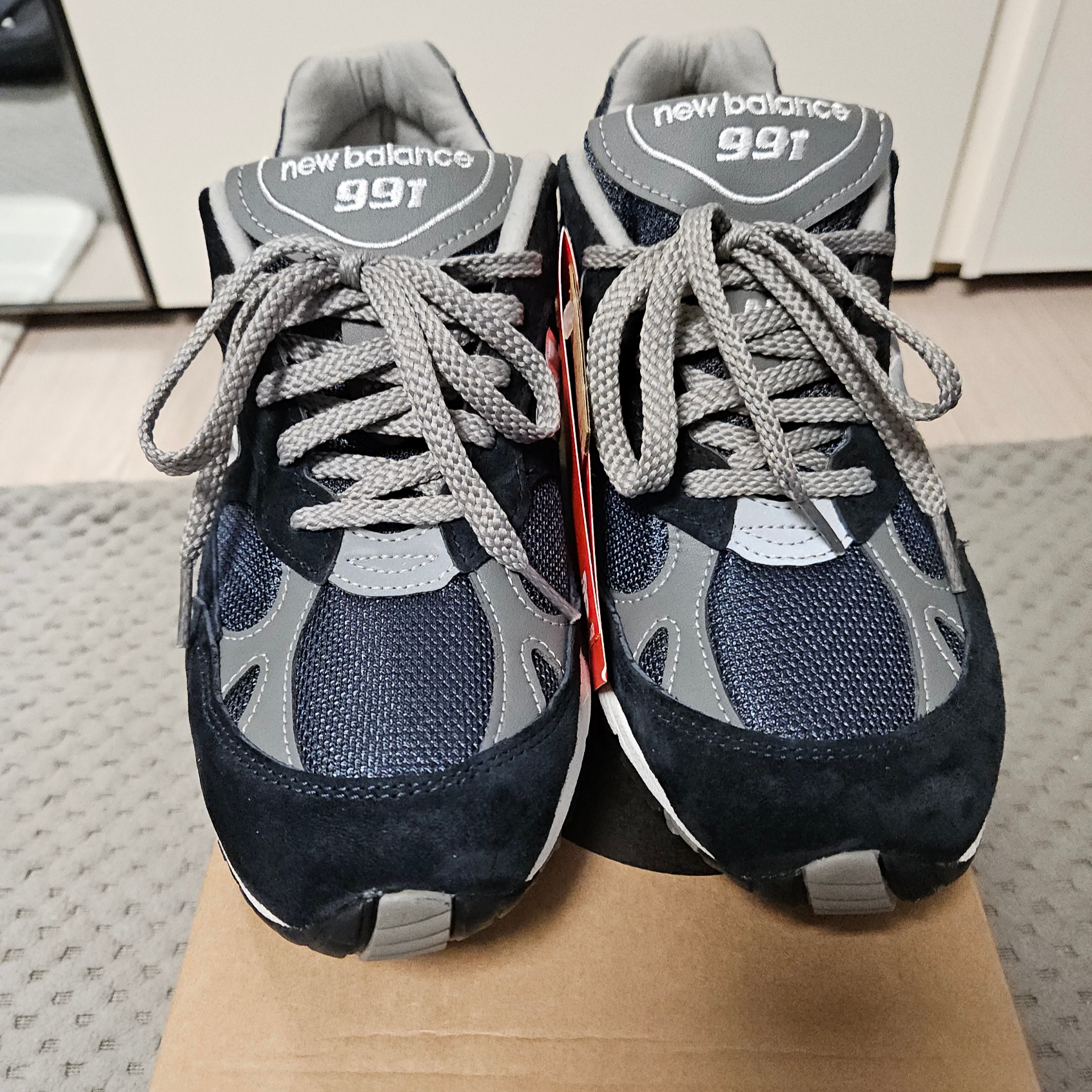 New Balance 991 Made in UK Navy 착용 스타일 - 1