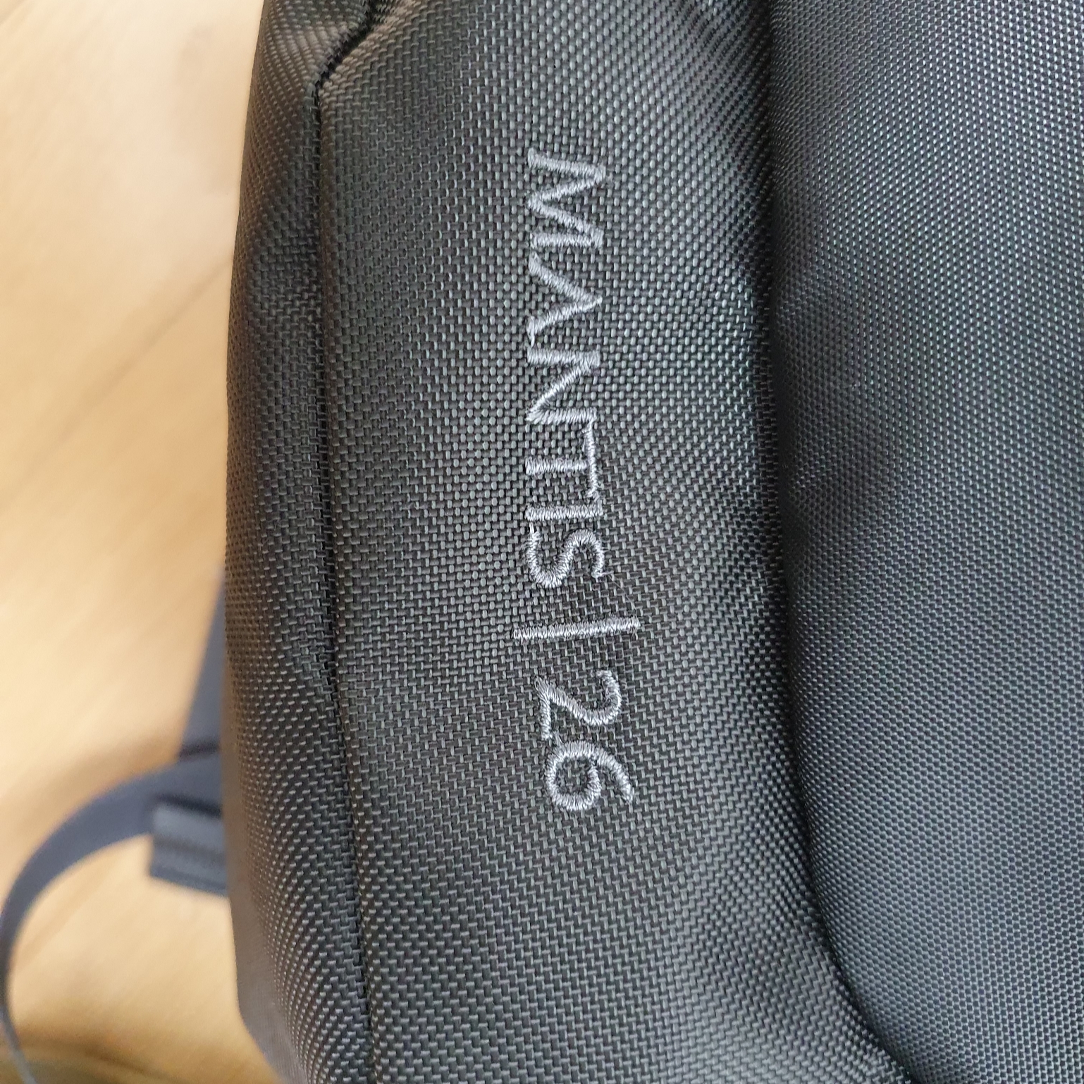 Arc'teryx Mantis 26 Backpack Pilot 착용 스타일 - 3