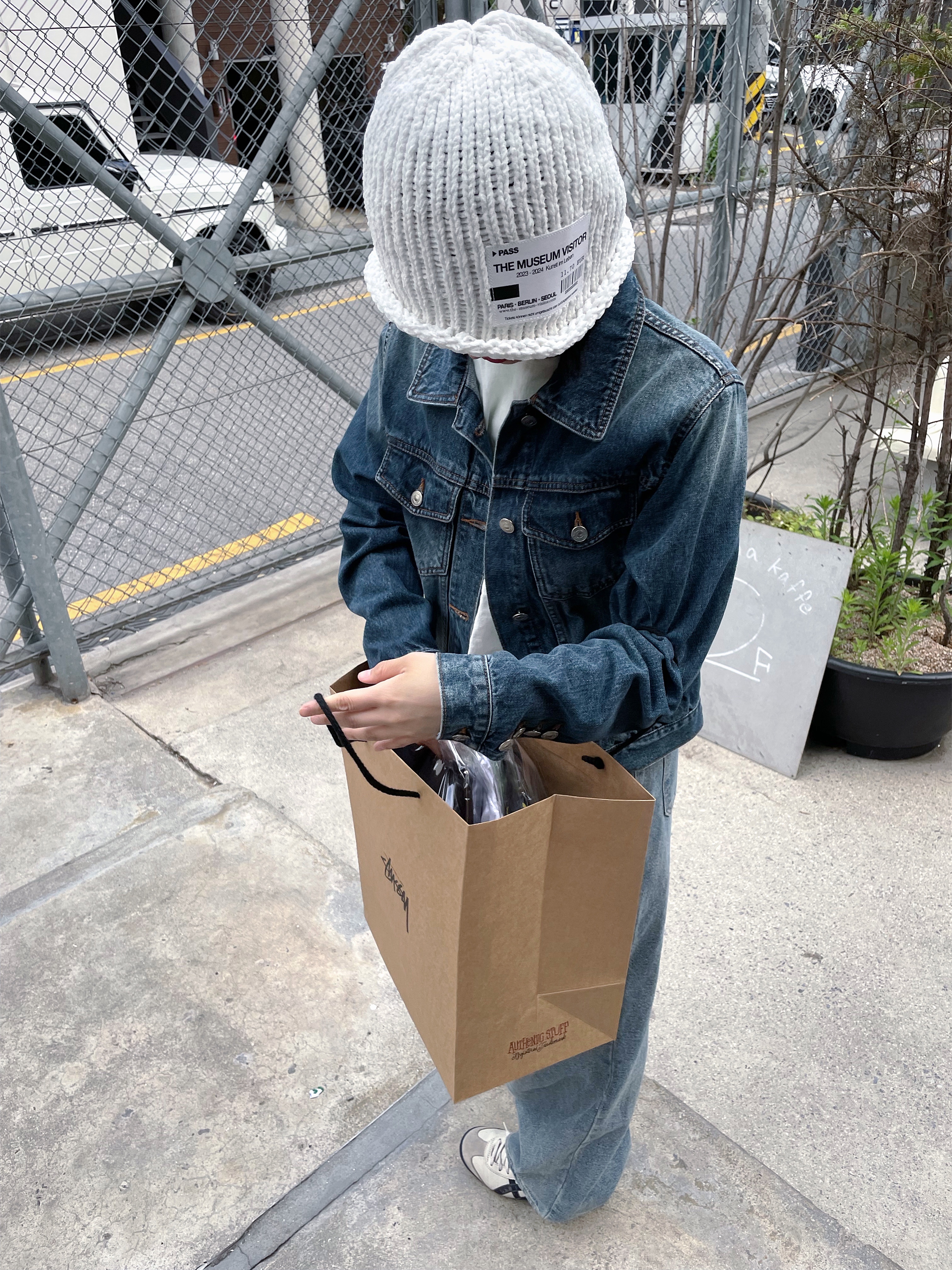The Museum Visitor Ticket Beanie White - 23PS 착용 스타일 - 3