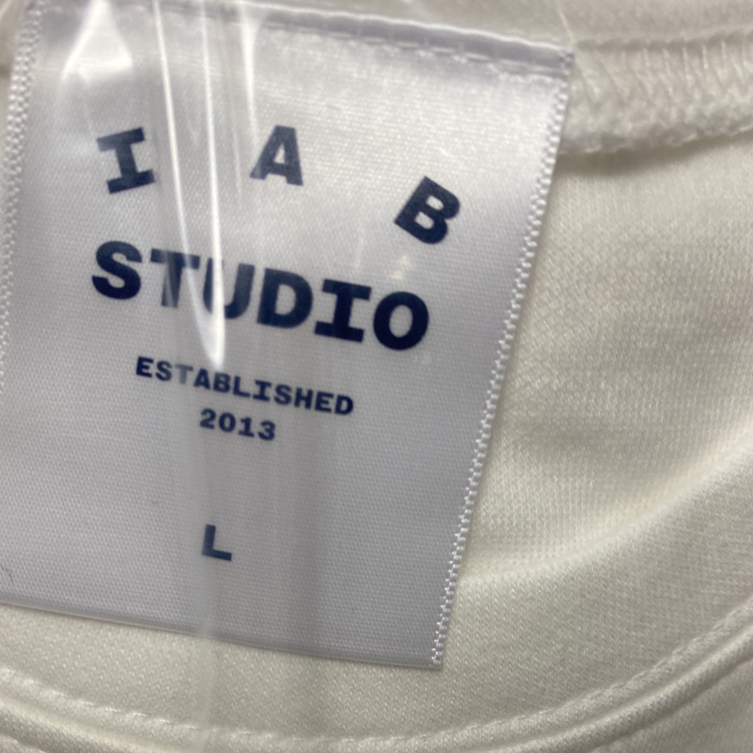 IAB Studio T-Shirt White - 23FW 착용 스타일