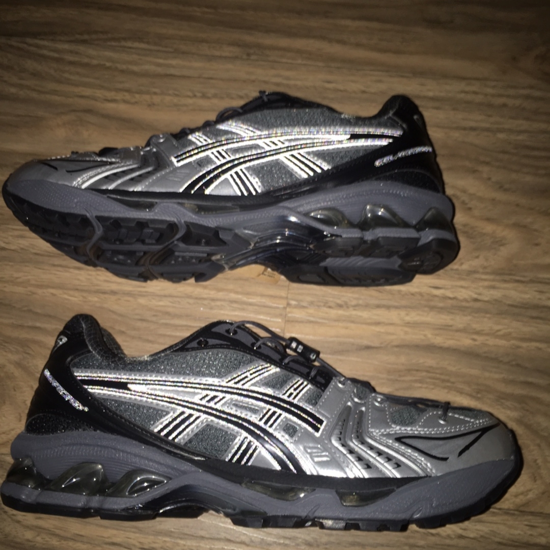 Asics x Unaffected Gel-Kayano 14 Galaxy White 착용 스타일 - 3