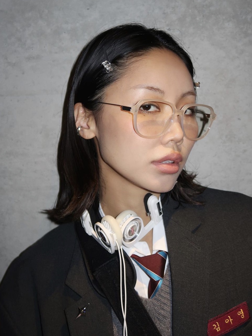 Gentle Monster Anna BRC9 Brown Translucent 착용 스타일