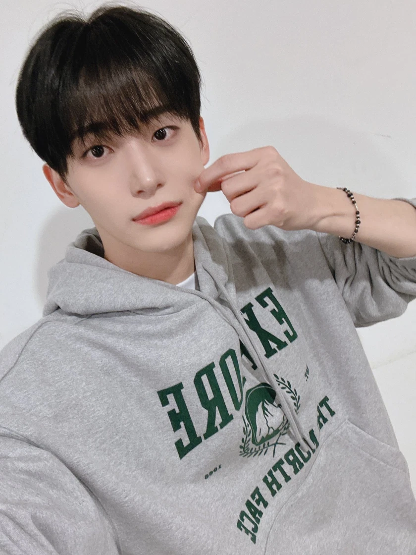 셀러브리티 내돈내산 아이템💎🤍 | KREAM