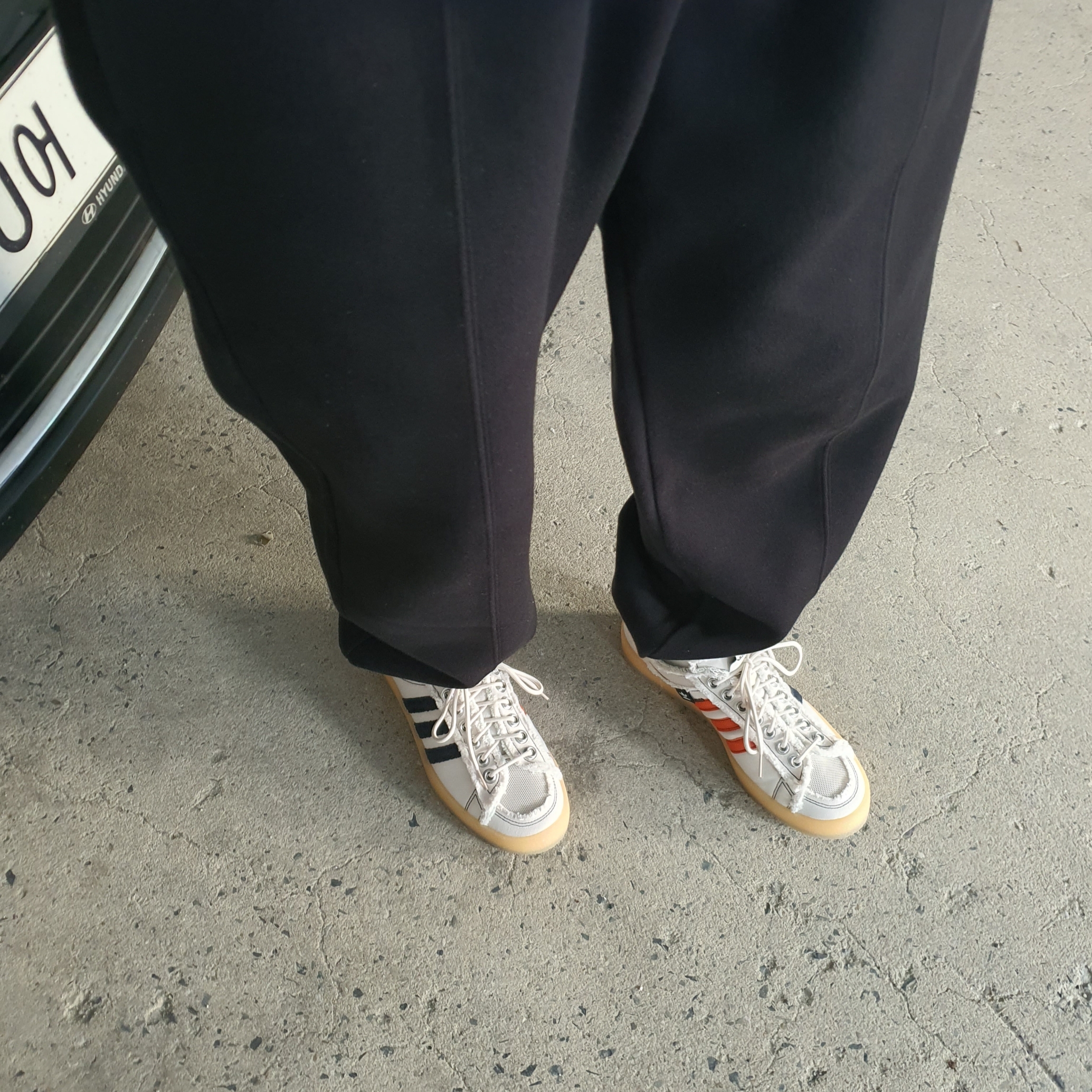Adidas x Song for the Mute Campus 80s Bliss Core Black 착용 스타일 - 2