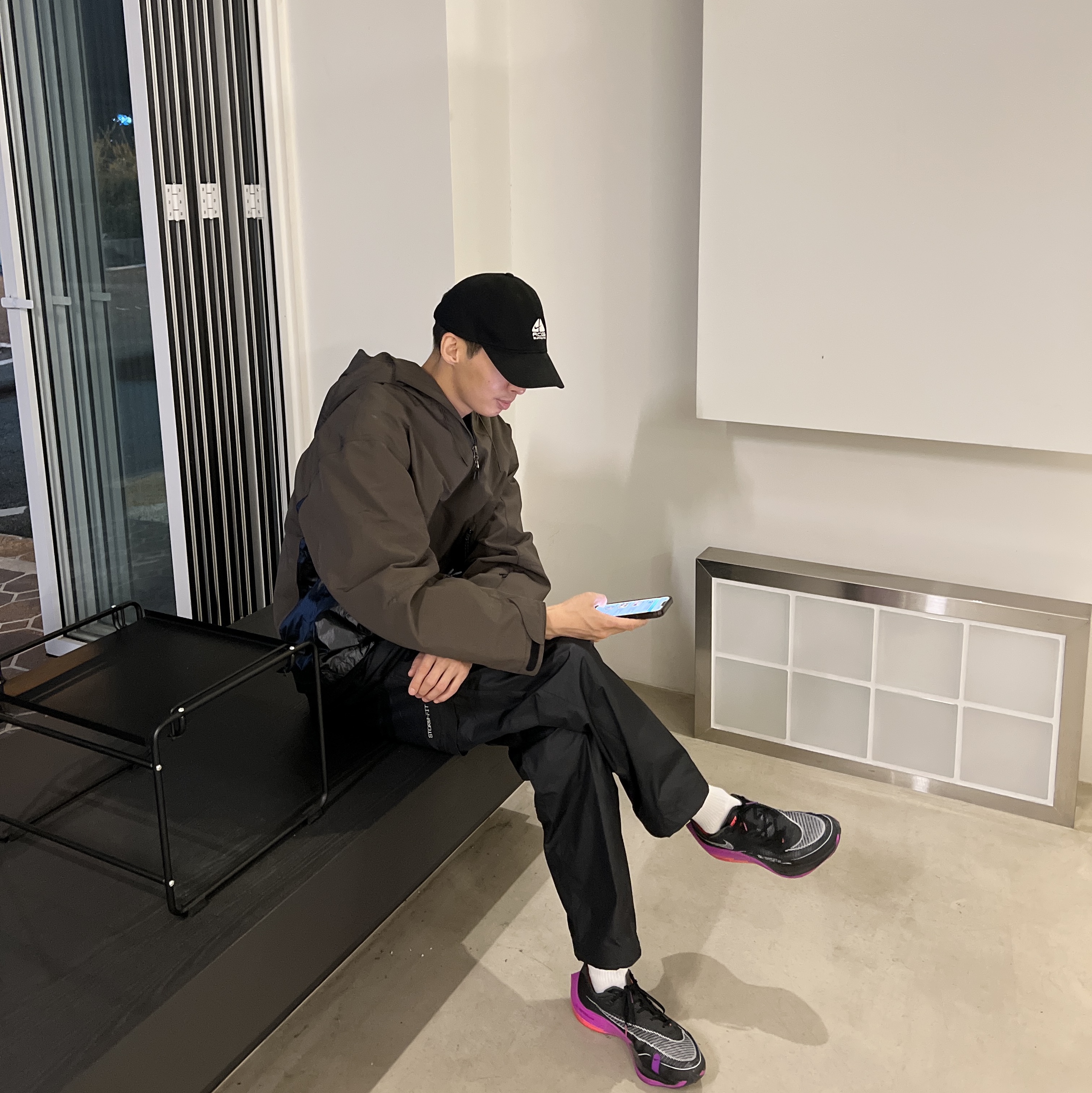 Supreme x Nike ACG Denim 6-Panel Black - 22FW, Nike x Stussy NRG FL Storm-Fit Pants Black (DO7170-010) 착용 스타일 - 2